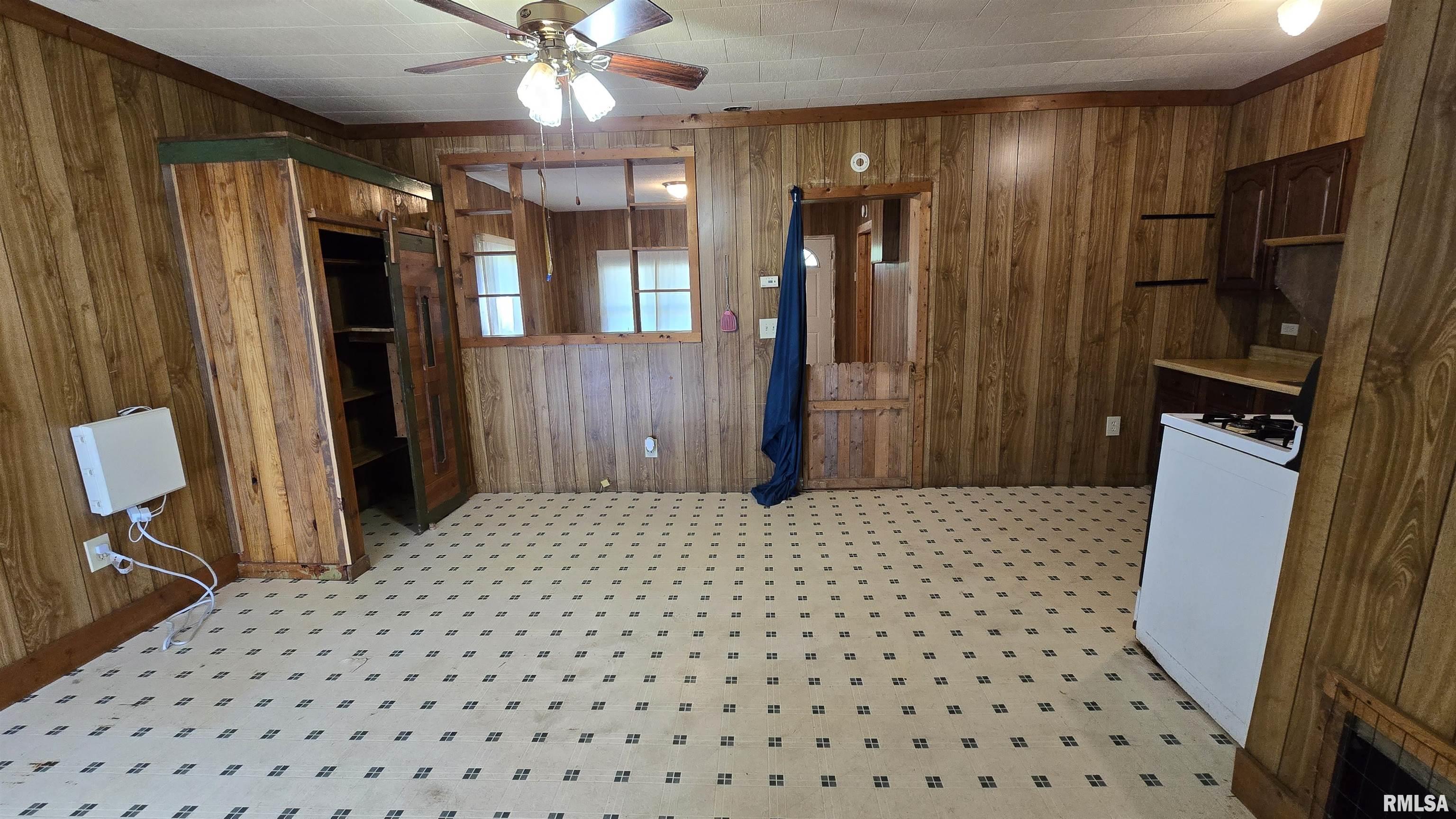 1405 W Harrison Street, Herrin, Illinois image 31