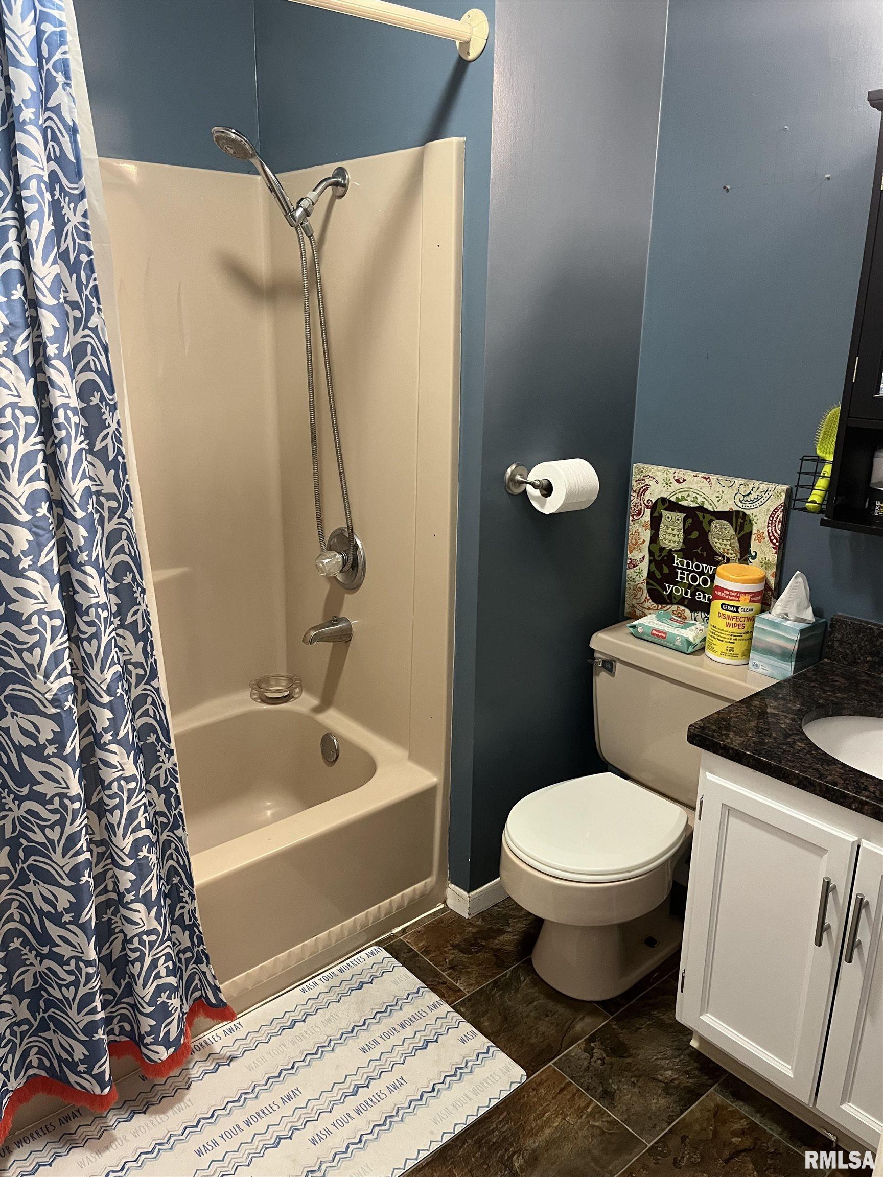 725 Oak Street, Andover, Illinois image 28