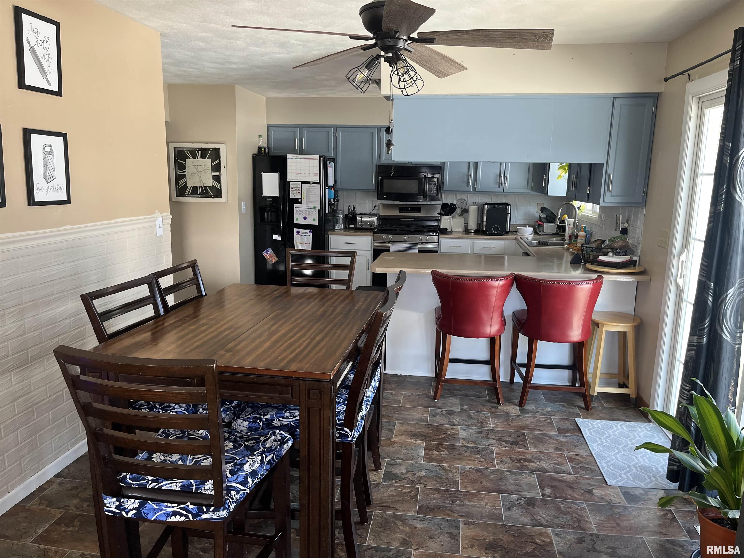 725 Oak Street, Andover, Illinois image 14