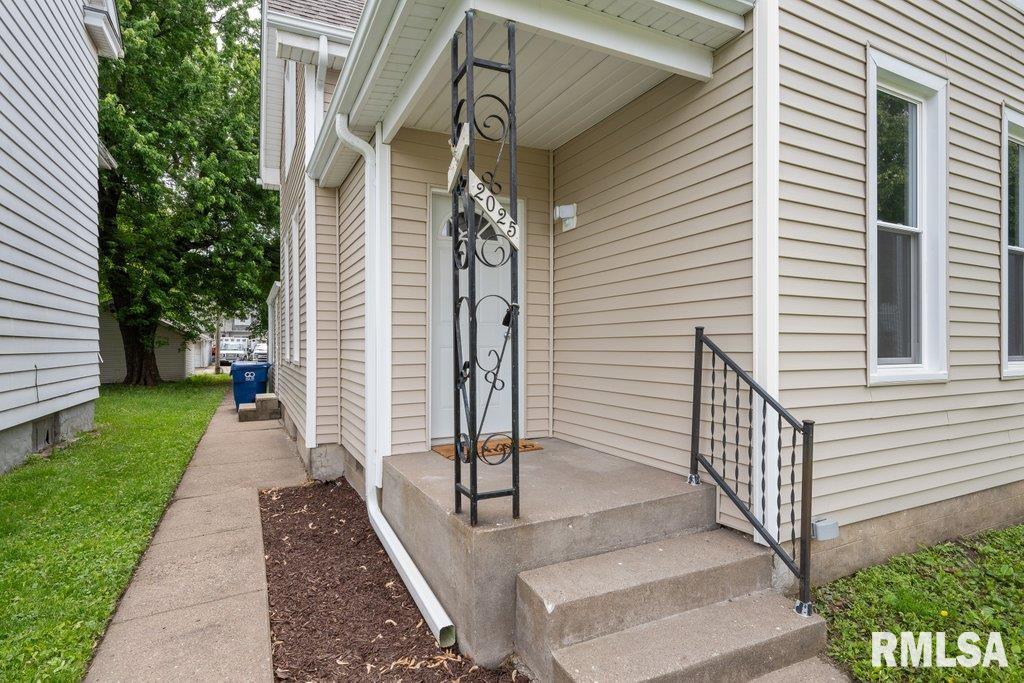 2025 W 3rd Street, Davenport, Iowa image 2