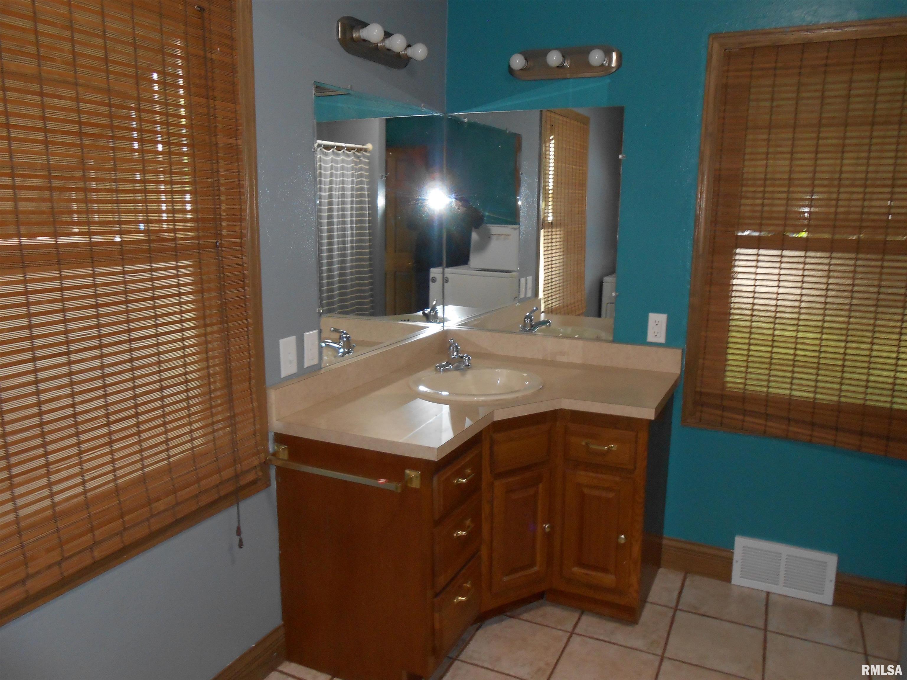 808 S Dittmer Street, Davenport, Iowa image 14