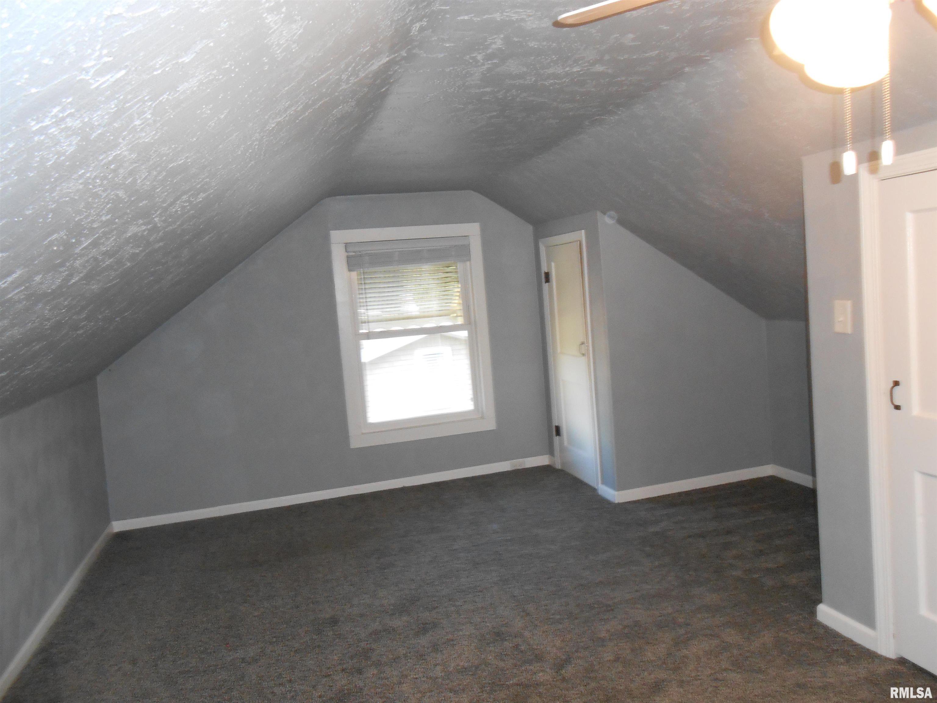 808 S Dittmer Street, Davenport, Iowa image 26