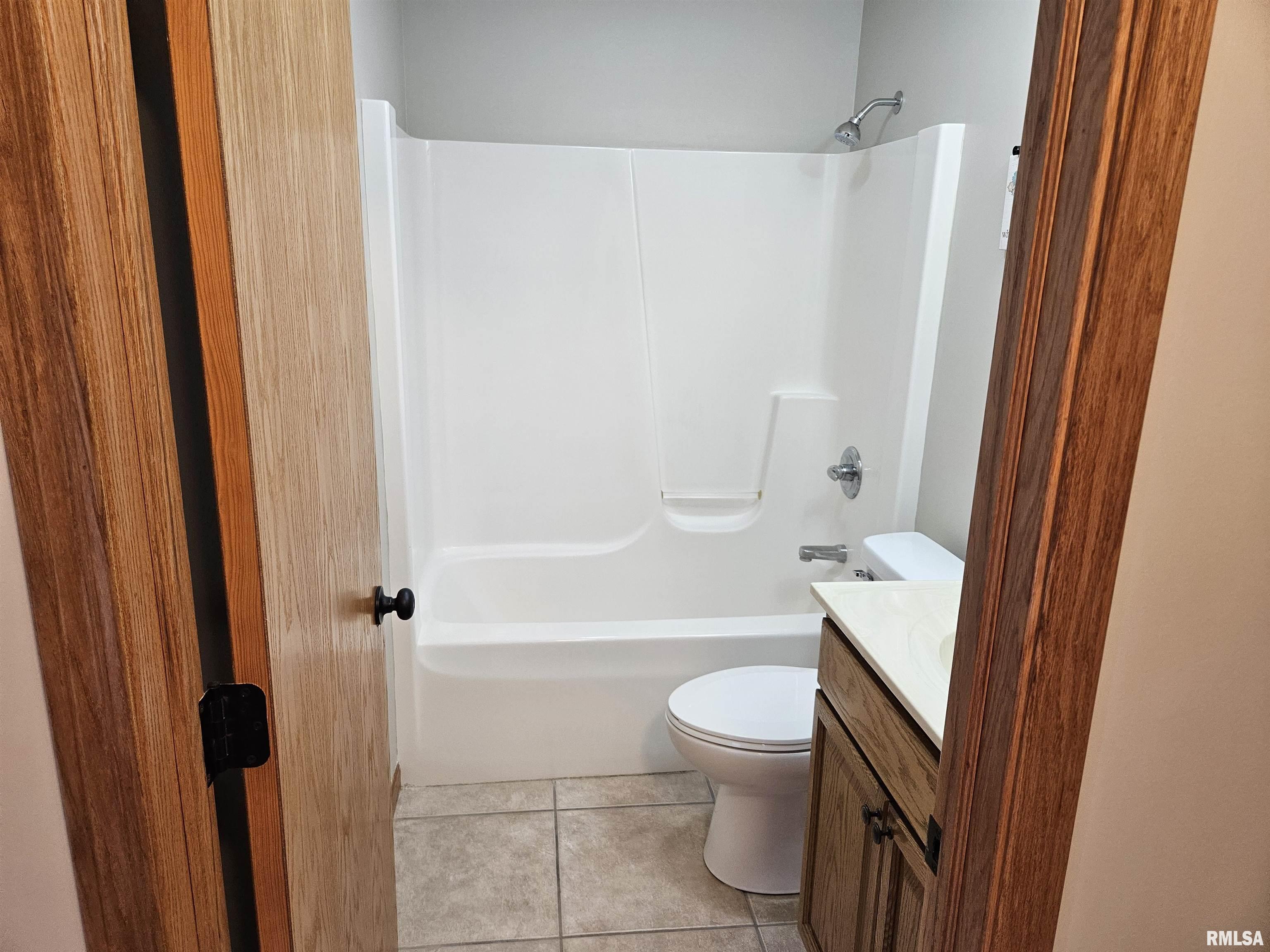 608 Cherry Court, Colona, Illinois image 22