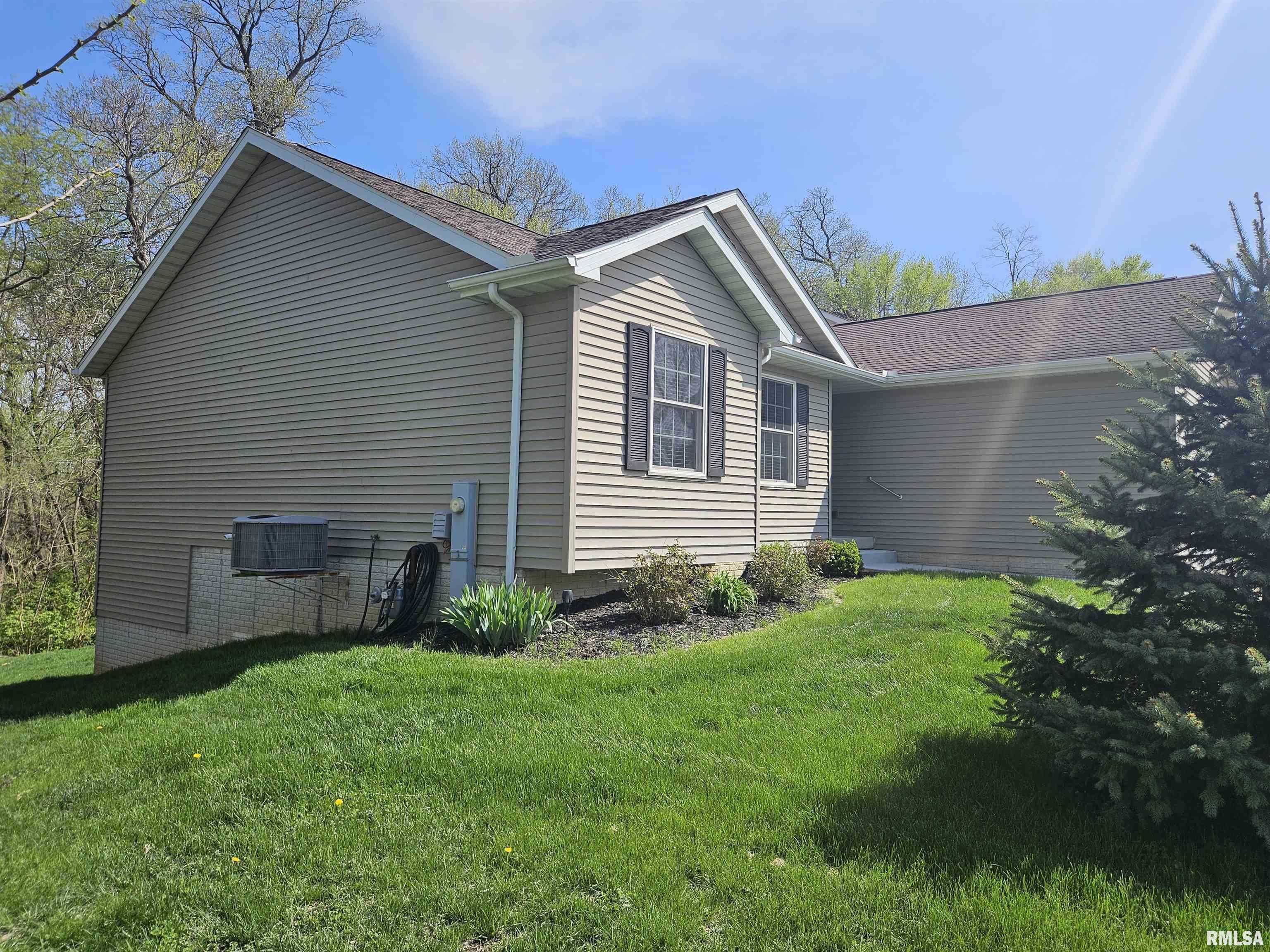 608 Cherry Court, Colona, Illinois image 6