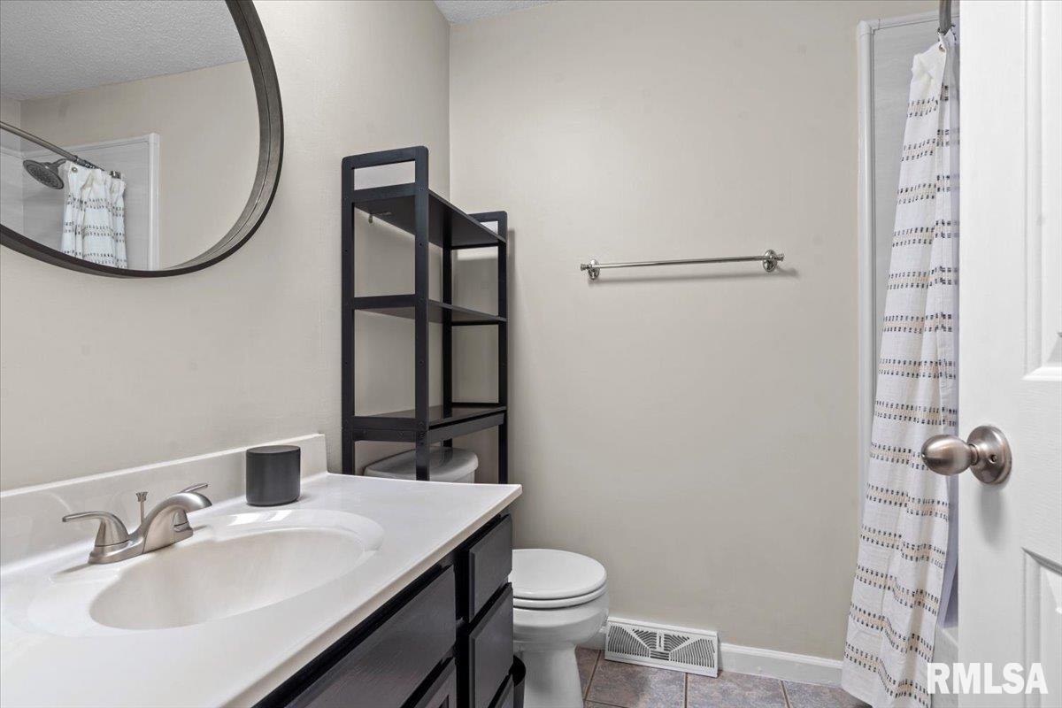 25 Claymont Court, Springfield, Illinois image 18