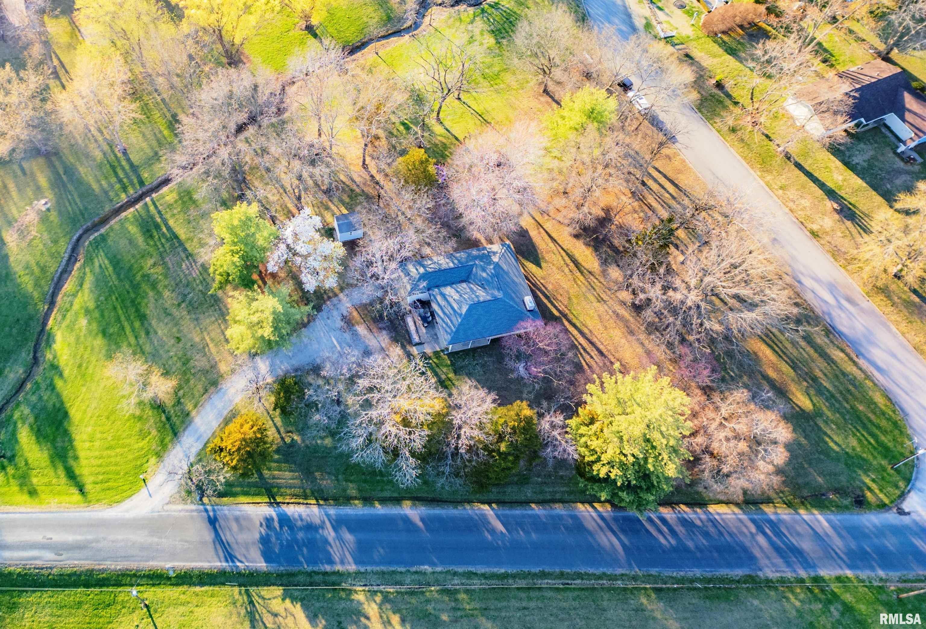 1579 Charleston Road, Salem, Illinois image 35