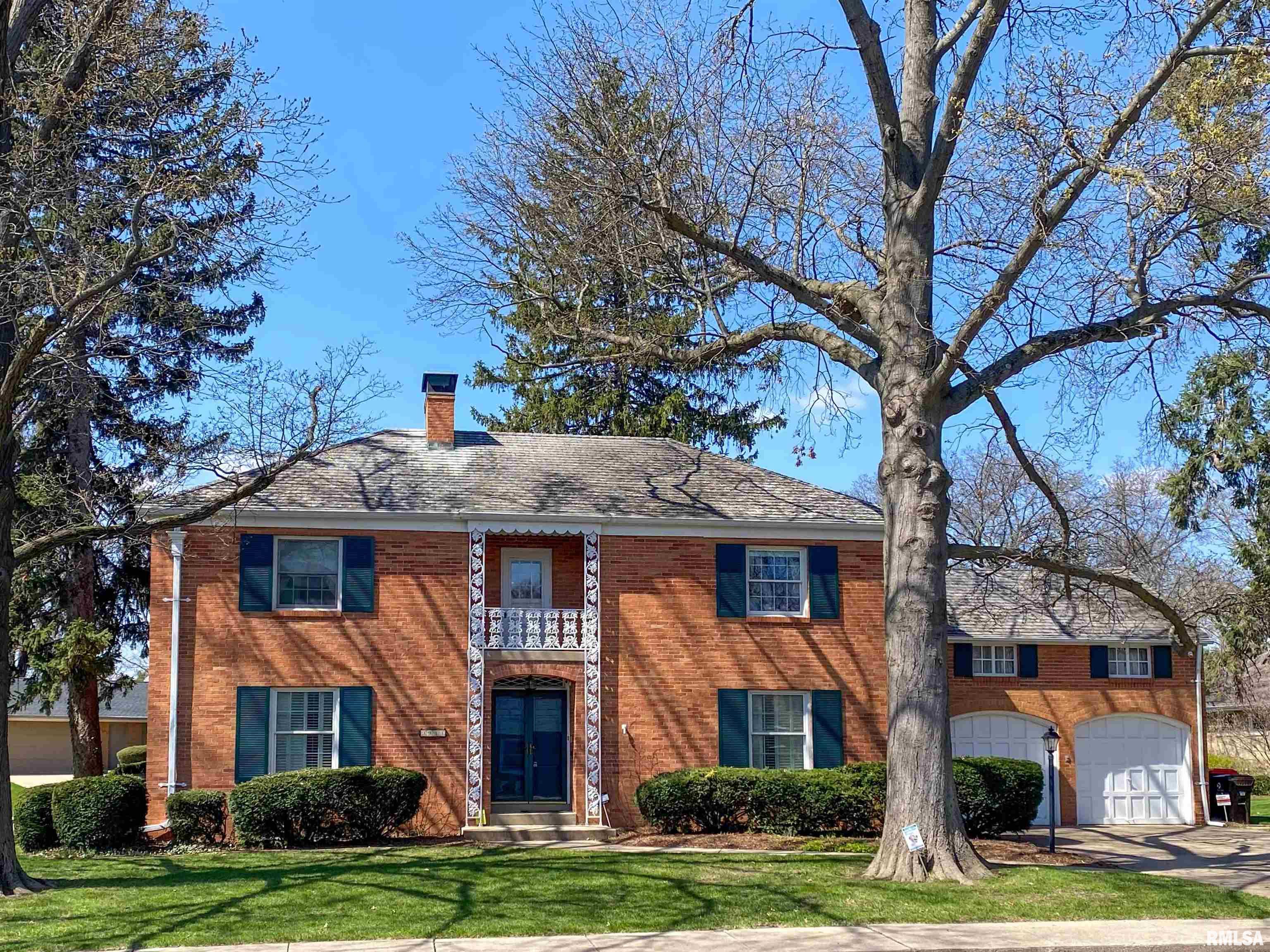 3911 N Hawthorne Place, Peoria, Illinois image 1