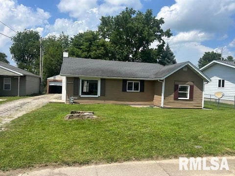Homes For Sale - 533 E Mill Street<br/> Sangamon County, Rochester, IL 62563