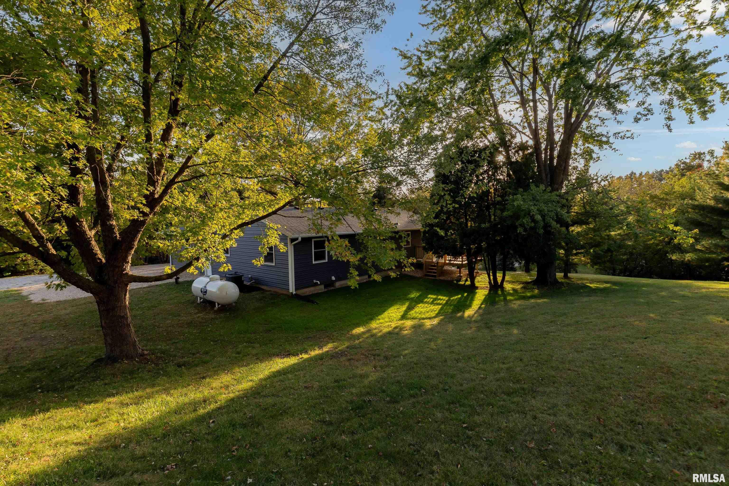 26850 229th Street, Le Claire, Iowa image 36