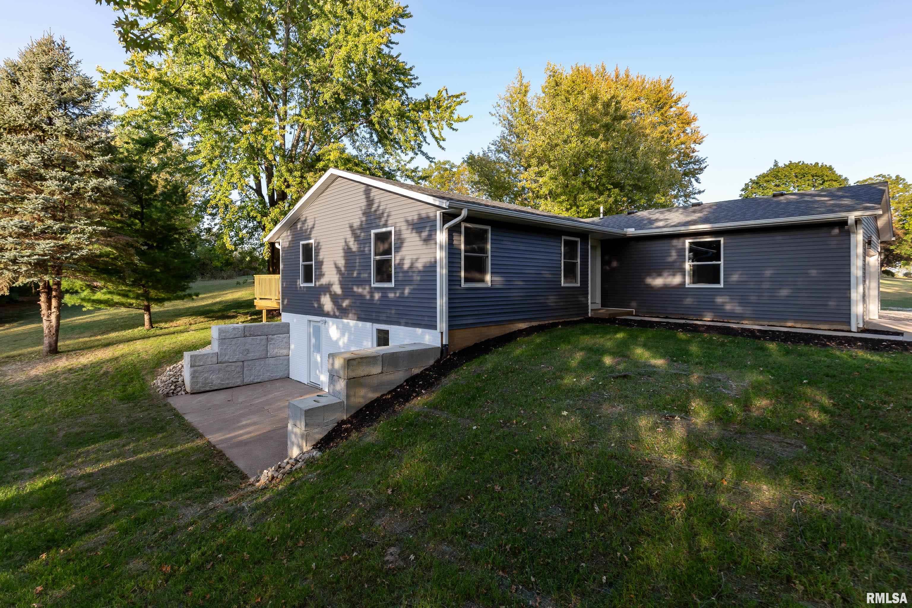 26850 229th Street, Le Claire, Iowa image 35