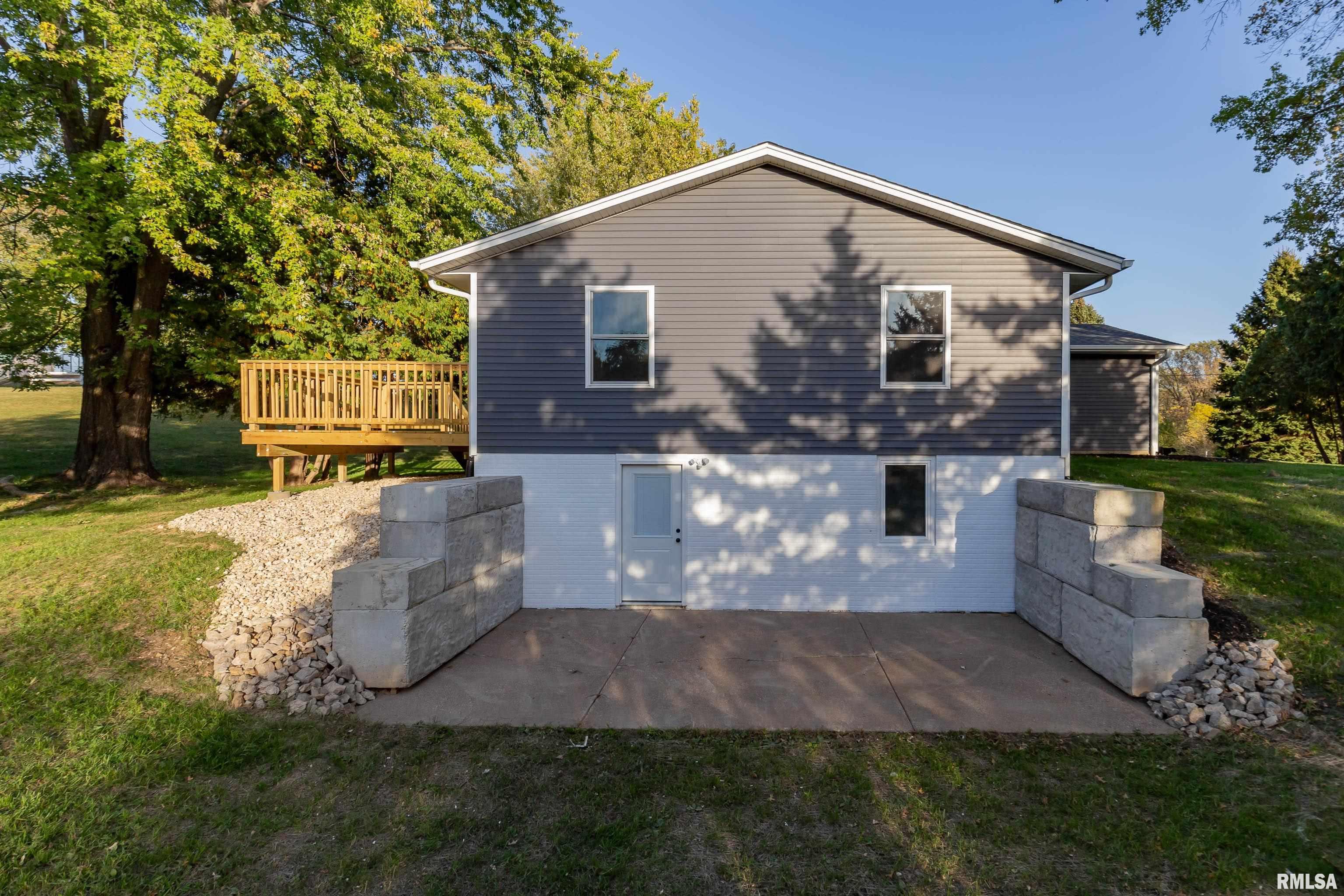 26850 229th Street, Le Claire, Iowa image 37