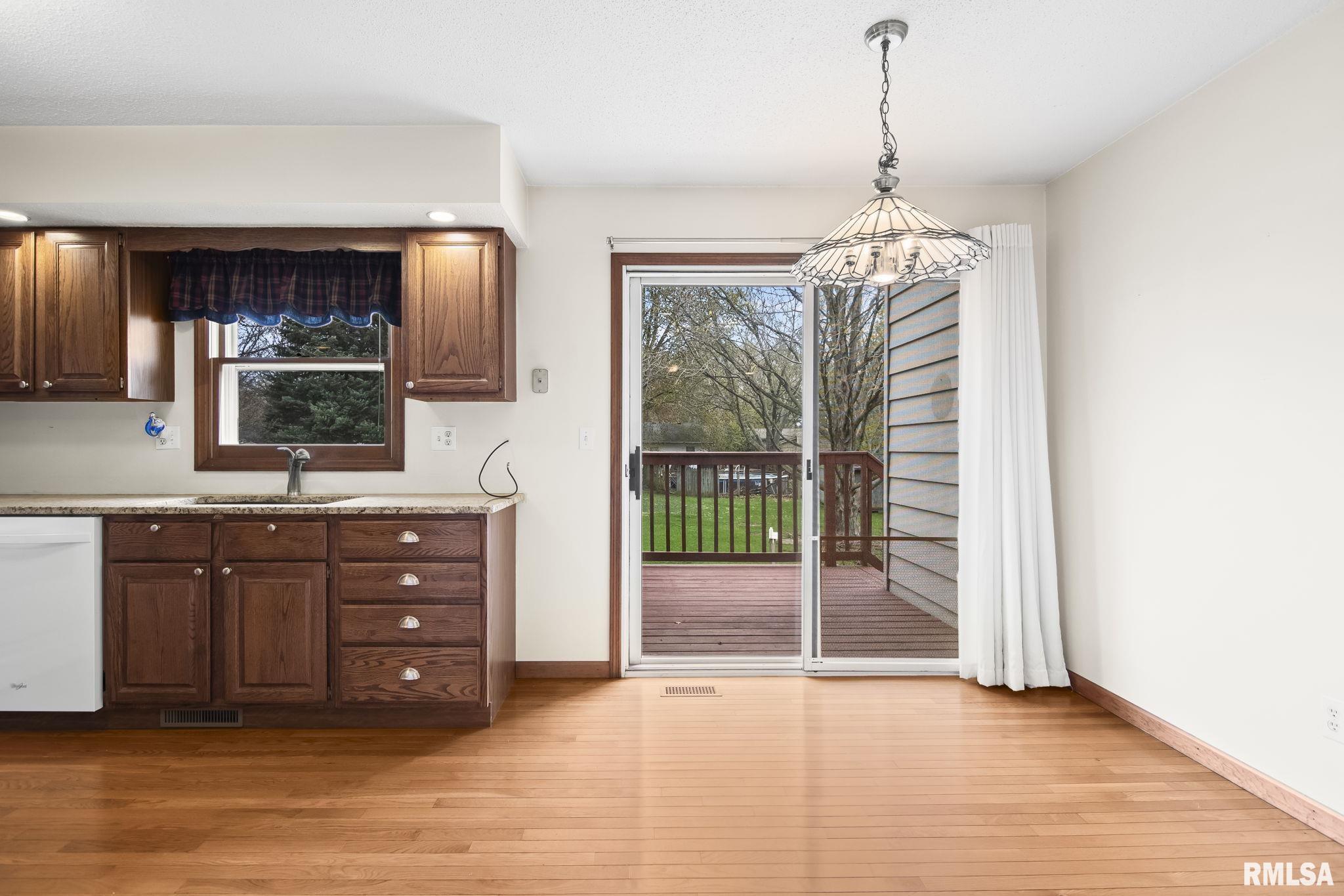 66 Ramblewood Drive, Chatham, Illinois image 18