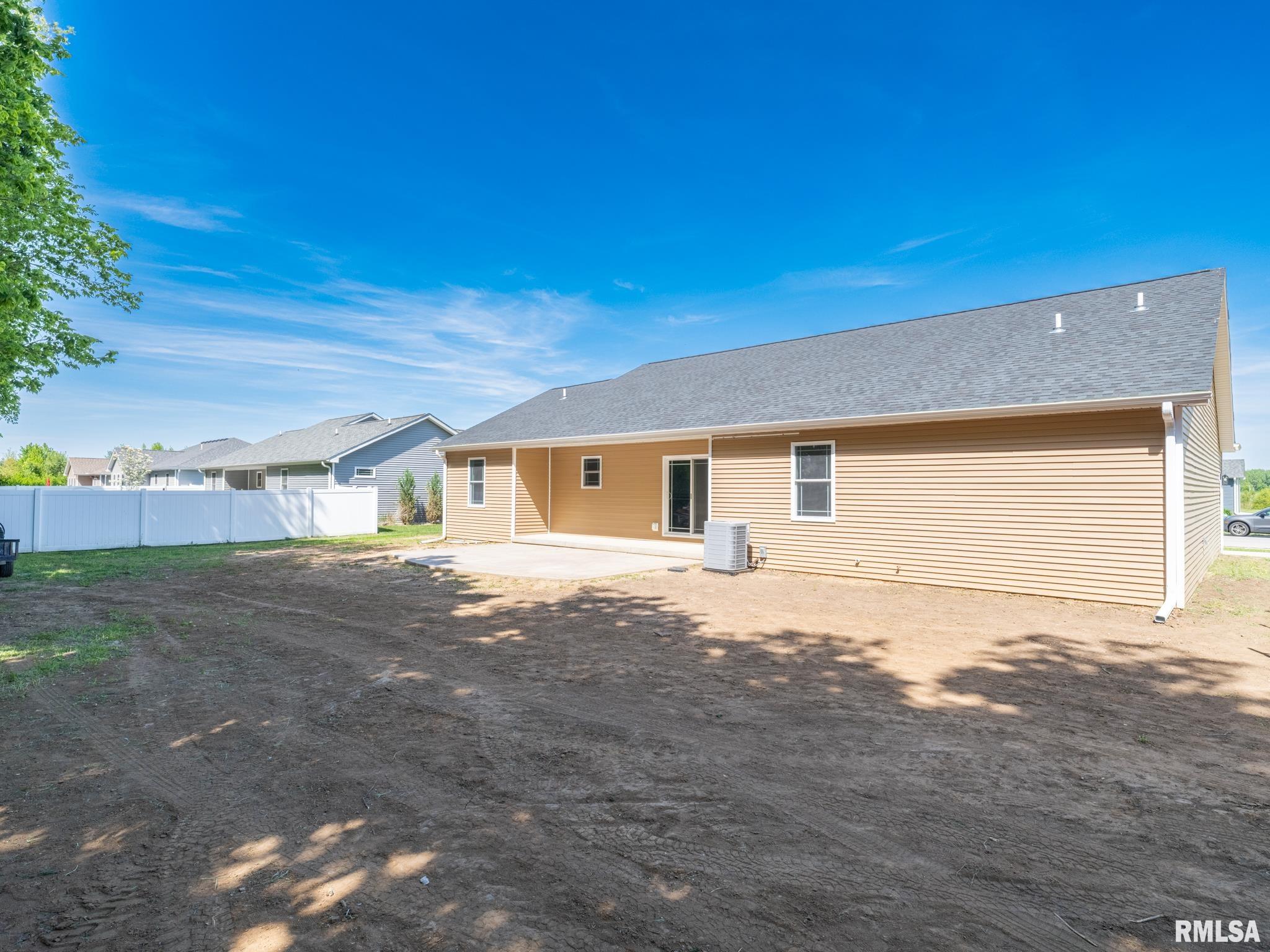 1845 Whitetail Lane, Pekin, Illinois image 44