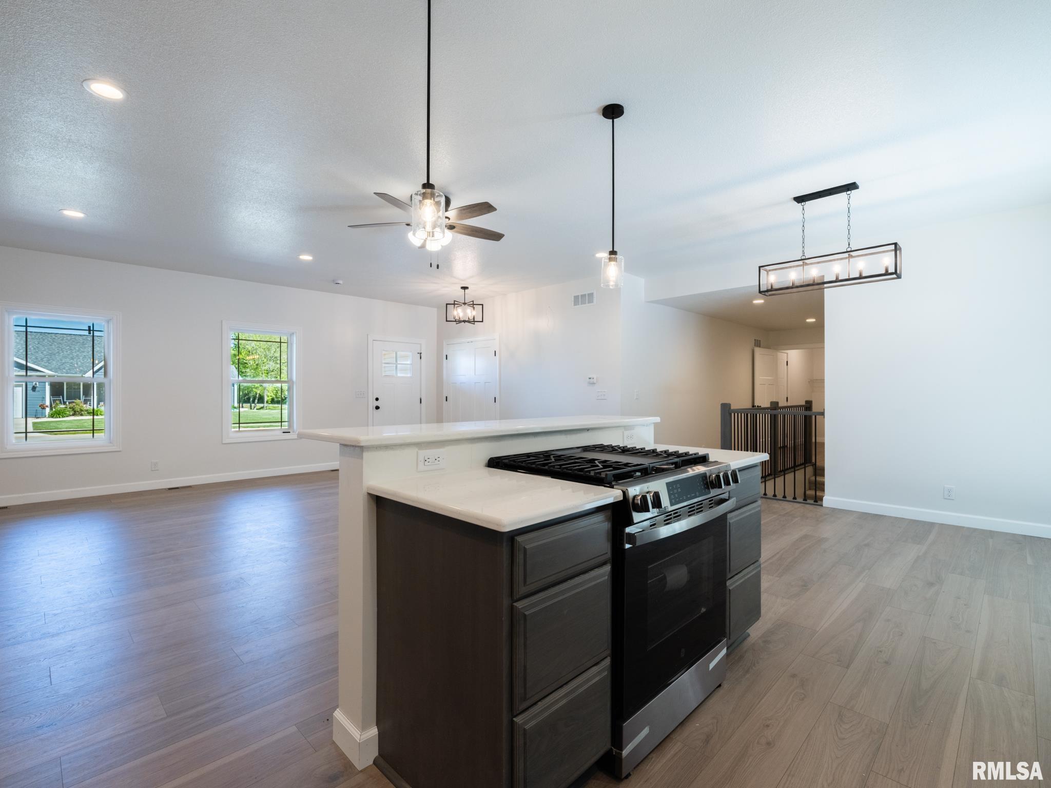 1845 Whitetail Lane, Pekin, Illinois image 14