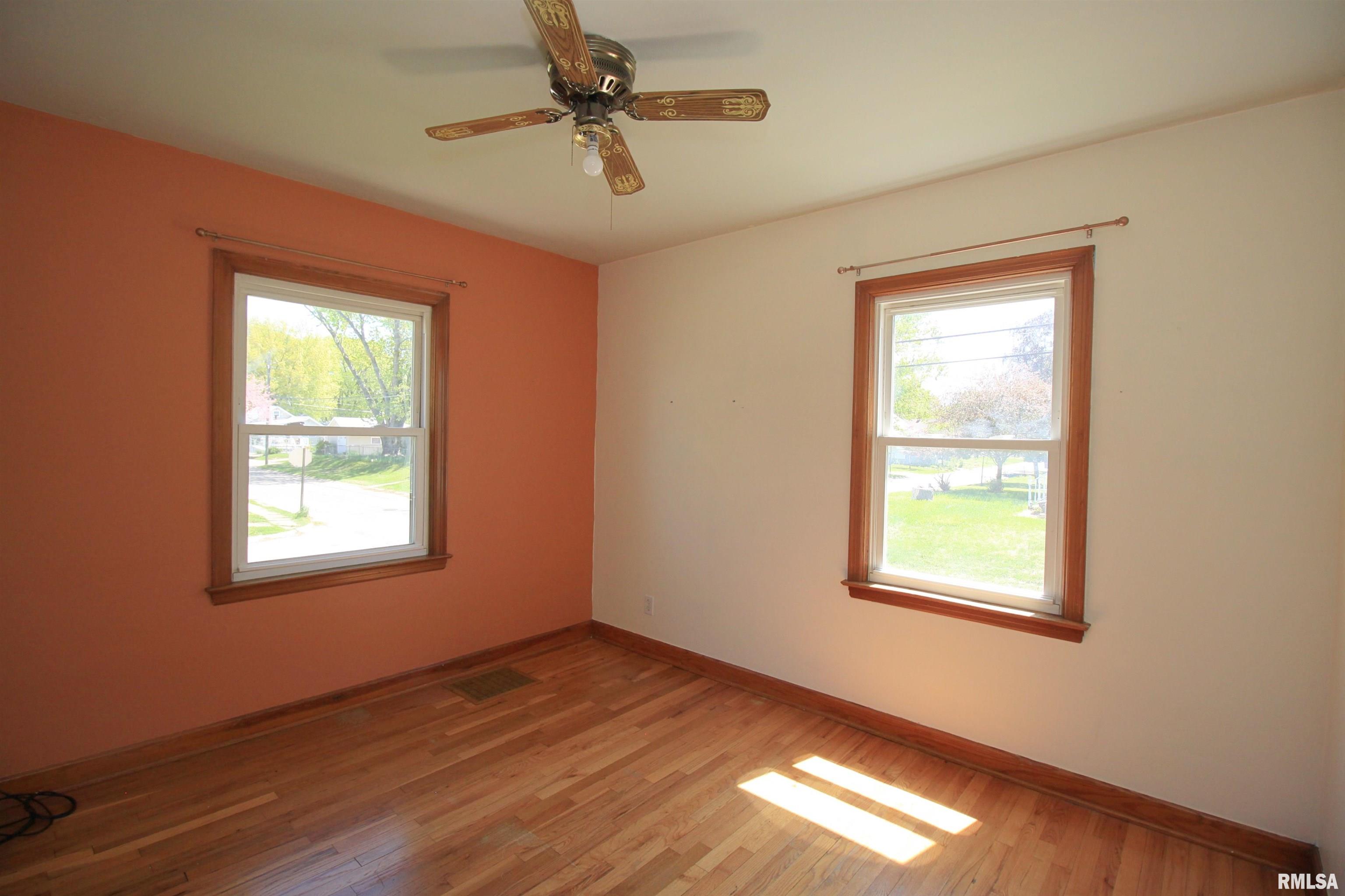 2060 45th Street, Rock Island, Illinois image 15