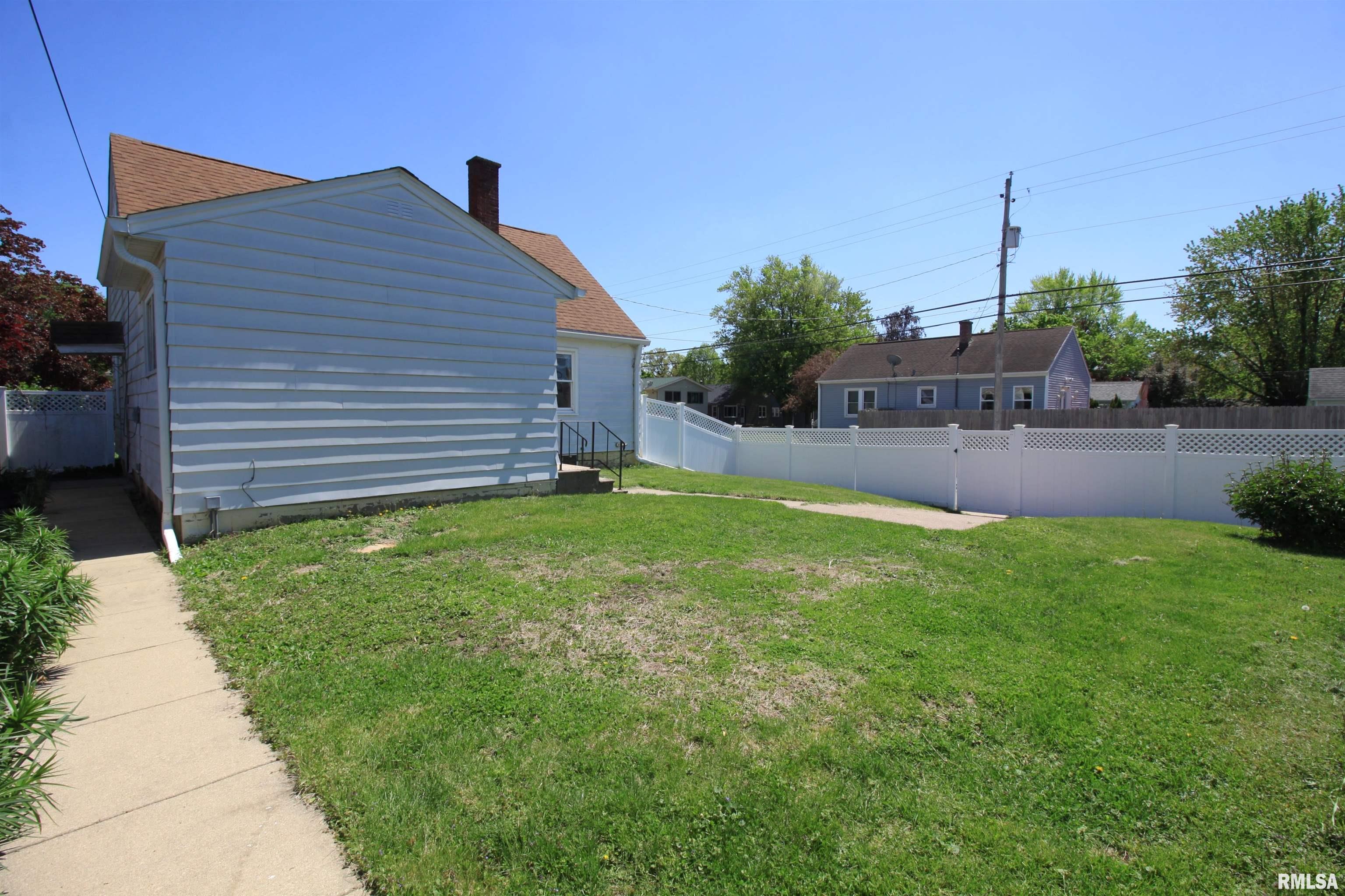 2060 45th Street, Rock Island, Illinois image 29