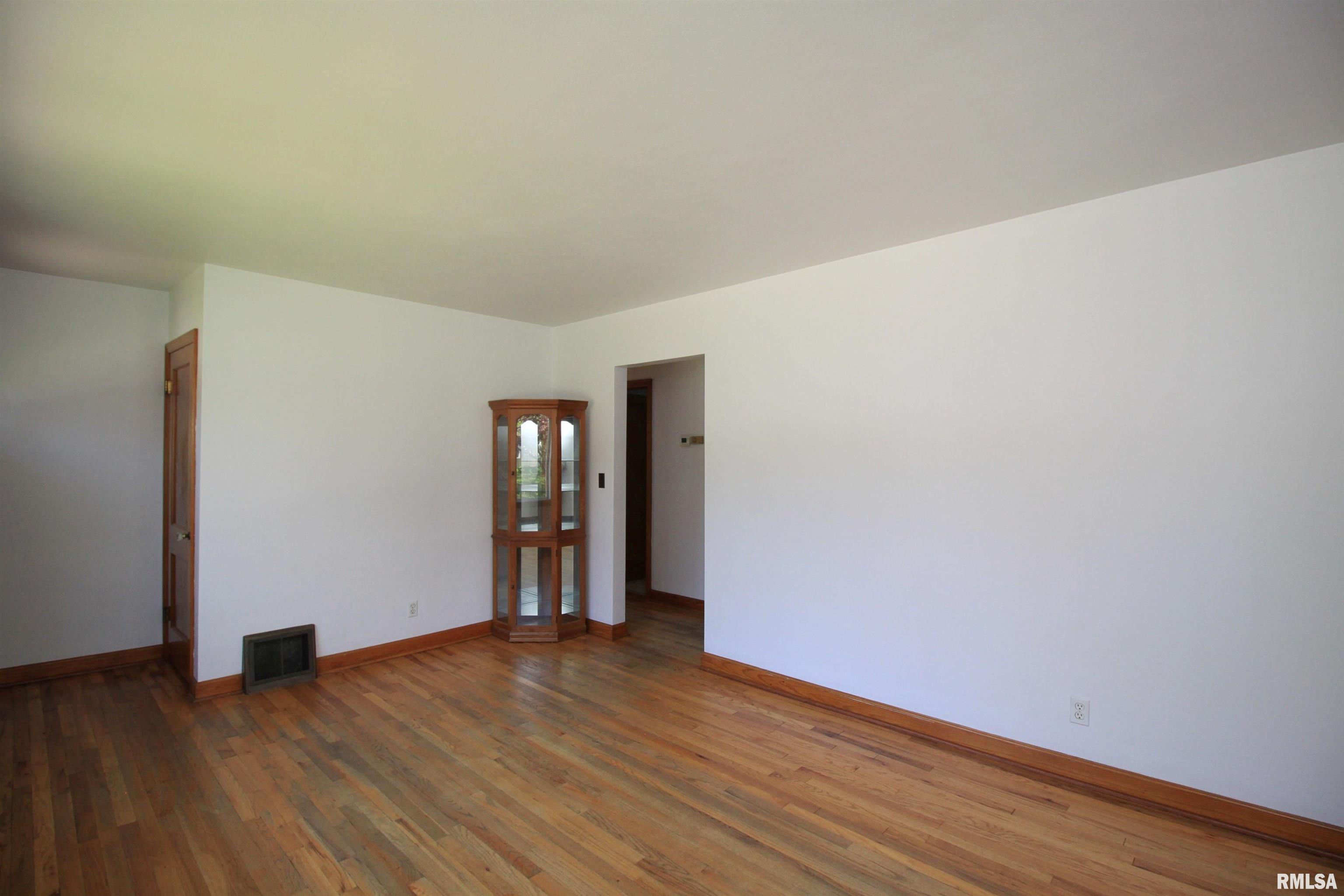 2060 45th Street, Rock Island, Illinois image 6