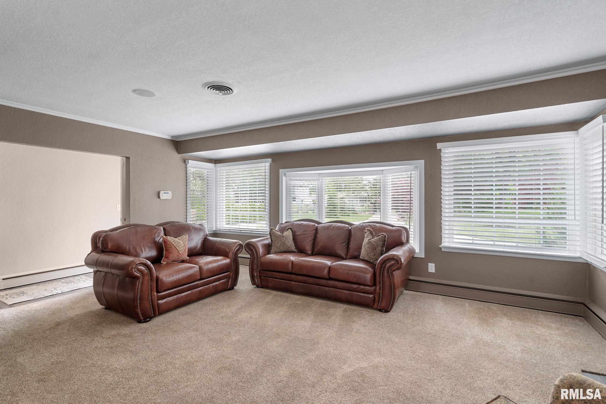 1872 19th Avenue, Moline, Illinois image 4