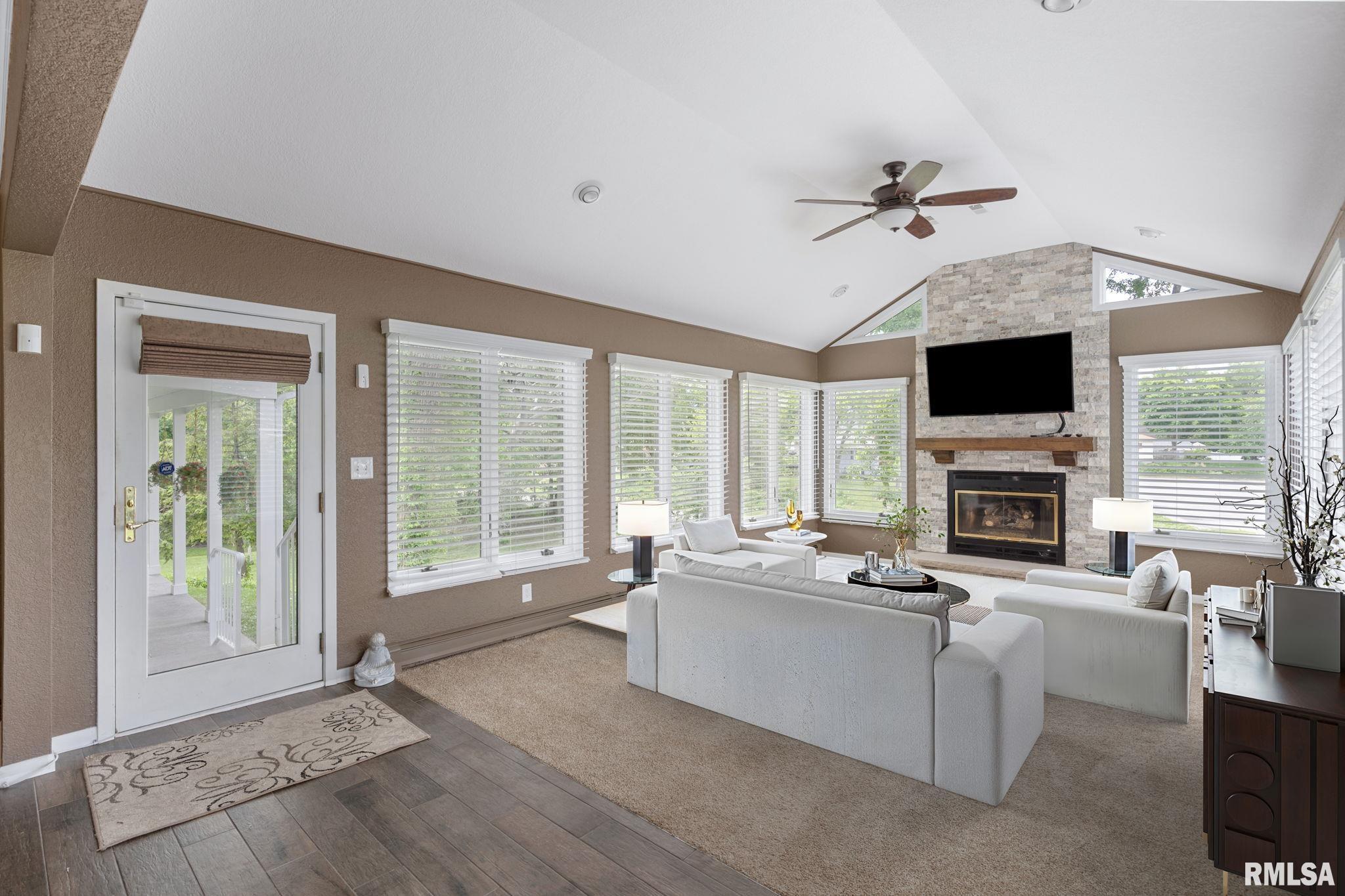 1872 19th Avenue, Moline, Illinois image 9