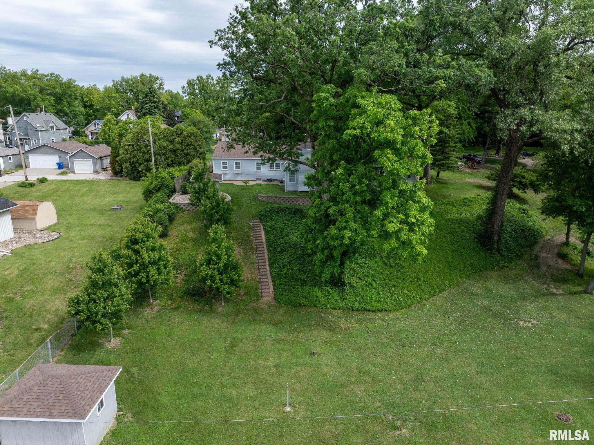 1872 19th Avenue, Moline, Illinois image 47