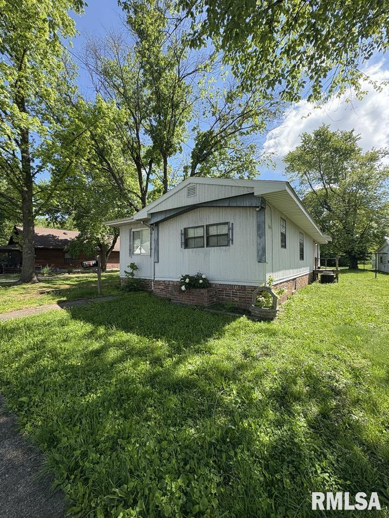 406 Church Street, Christopher, Illinois image 23