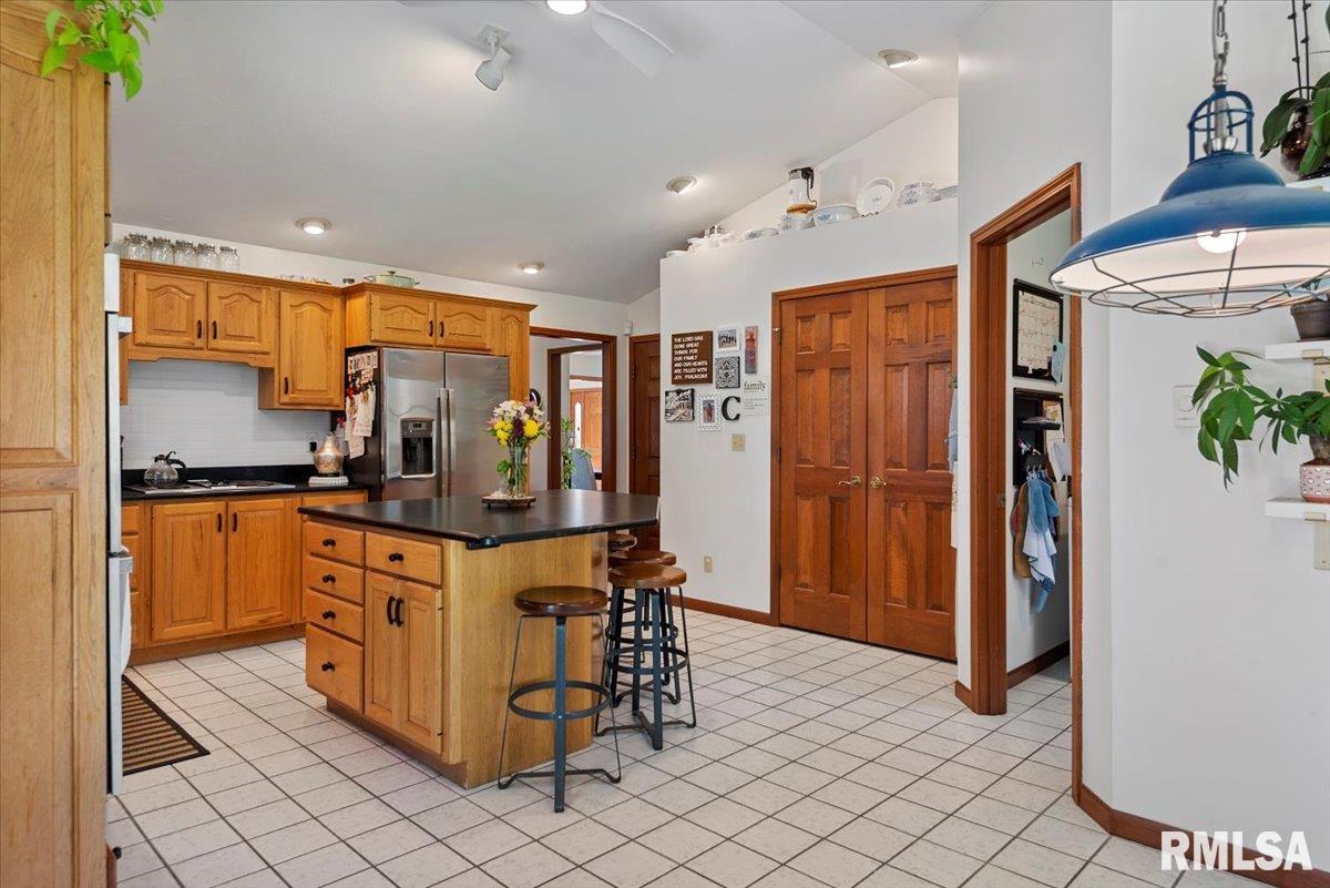 1405 Woods Farm Lane, Springfield, Illinois image 26