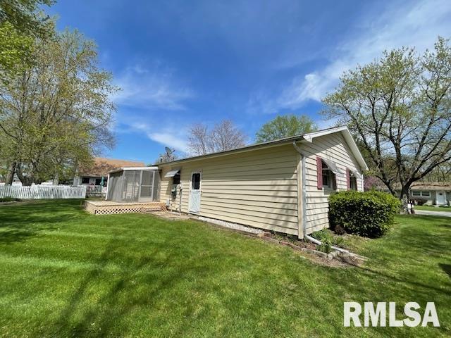 1137 Debbie Lane, Macomb, Illinois image 32