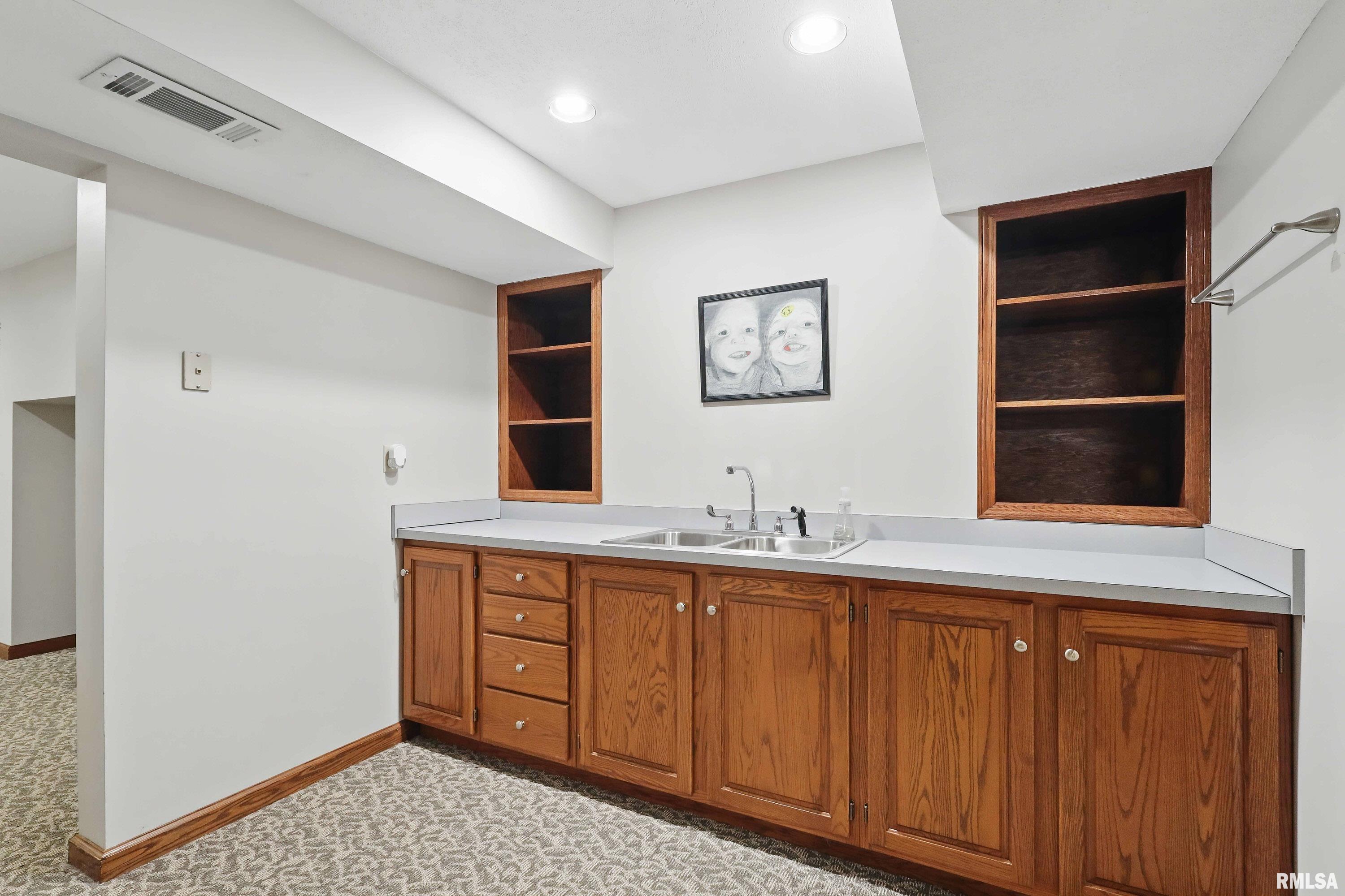 5544 Charter Oaks Drive, Bettendorf, Iowa image 42