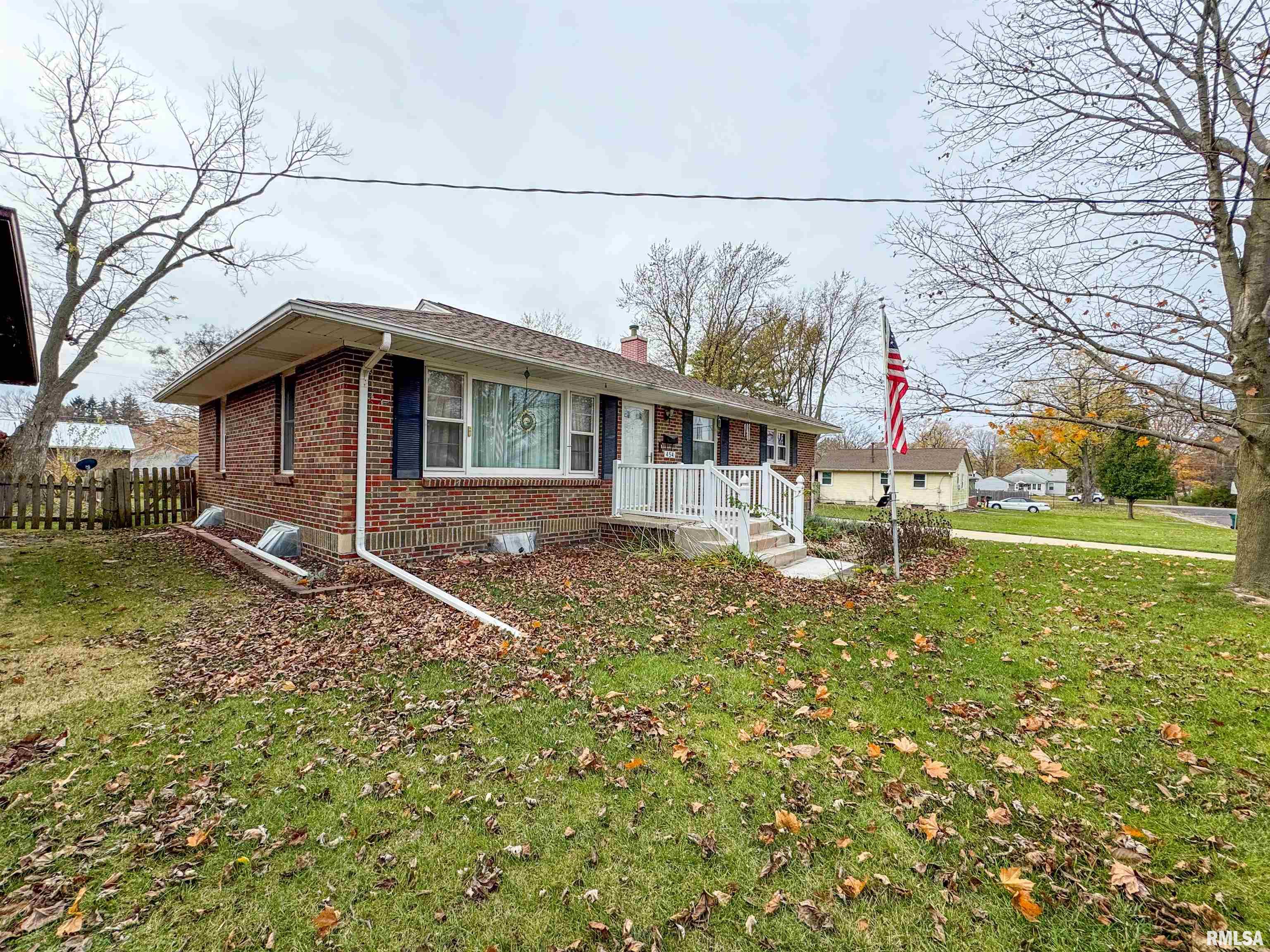 454 E Prospect Street, Farmington, Illinois image 3