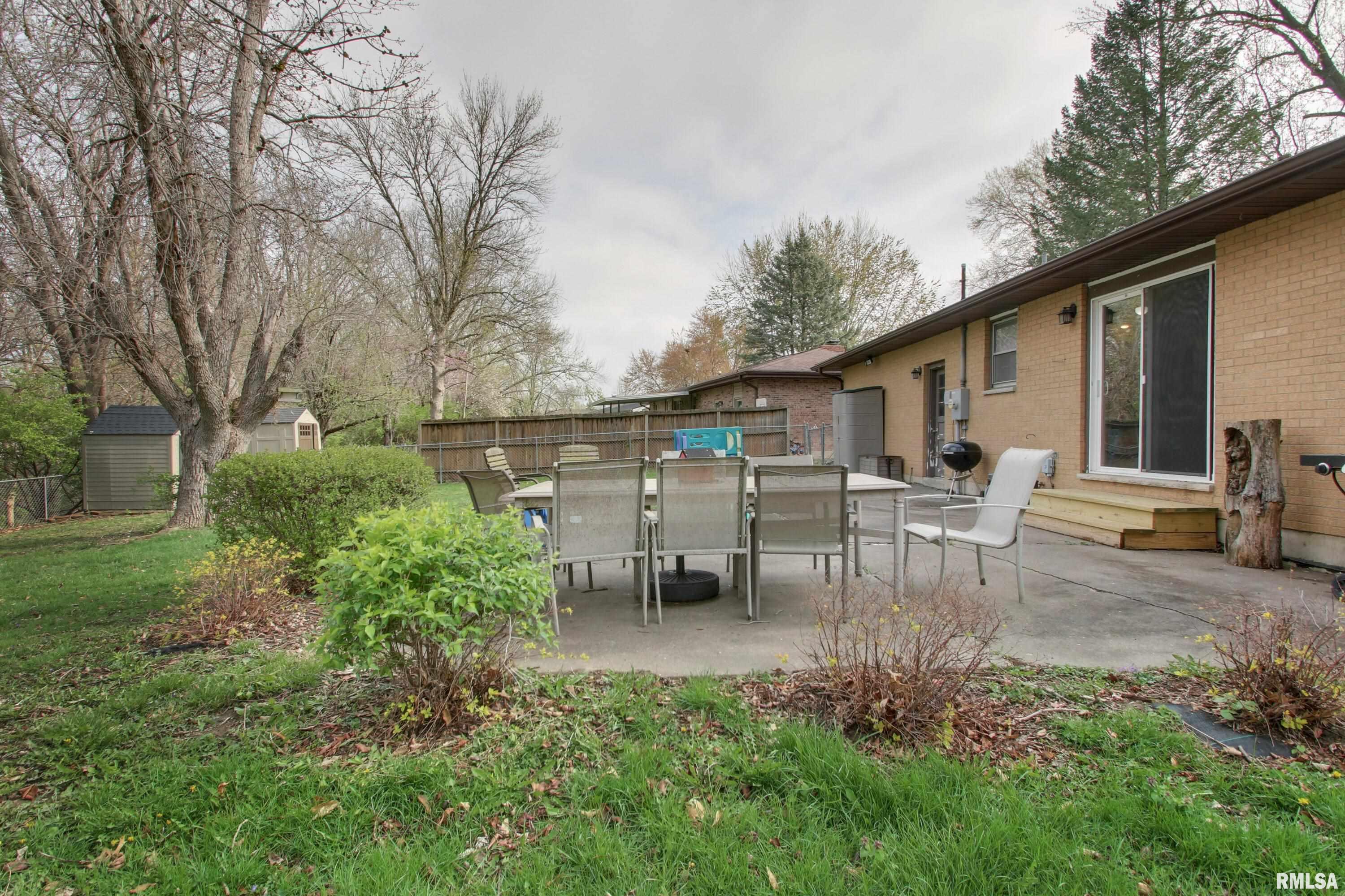 1530 Curtis Creek Drive, Quincy, Illinois image 2