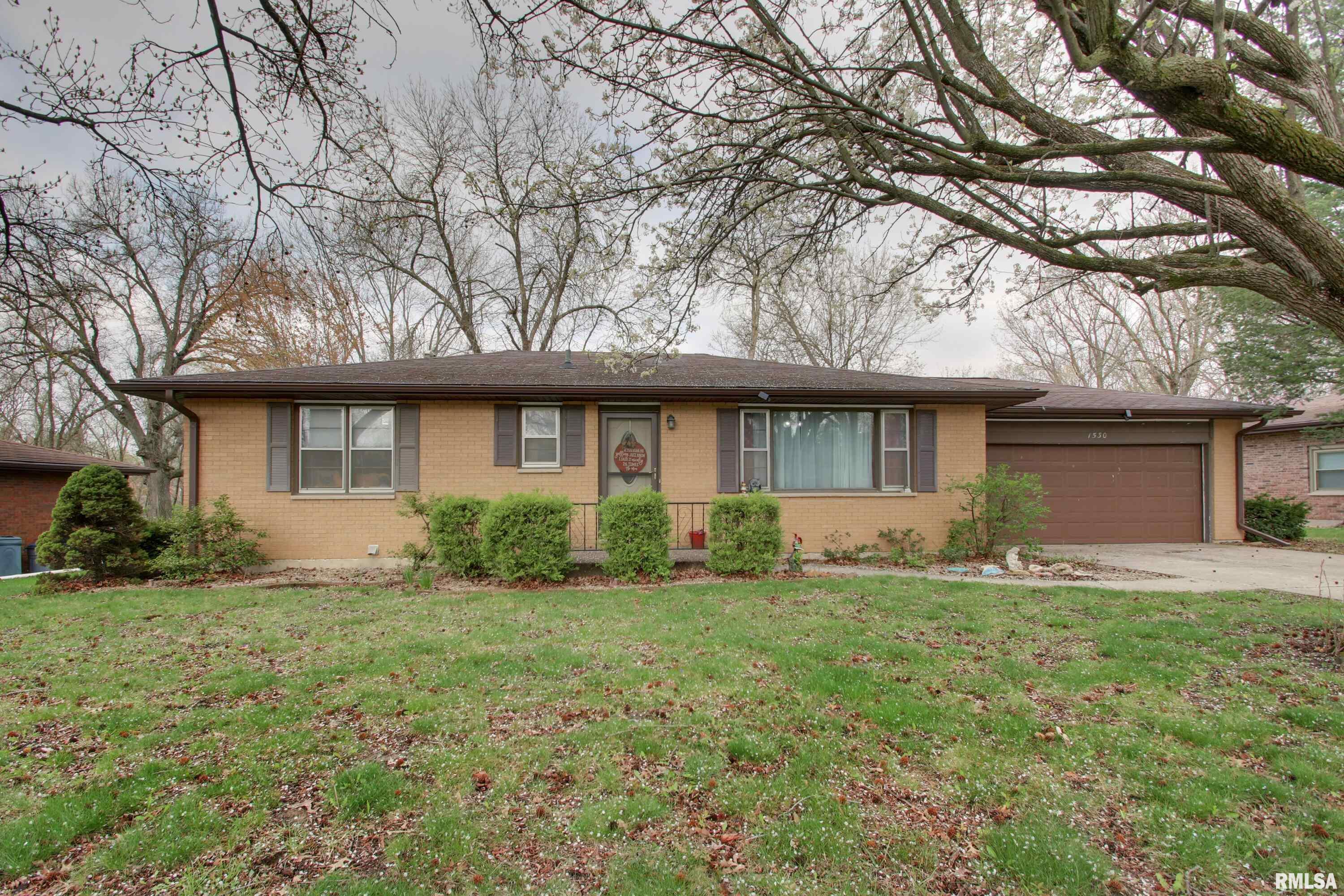1530 Curtis Creek Drive, Quincy, Illinois image 1