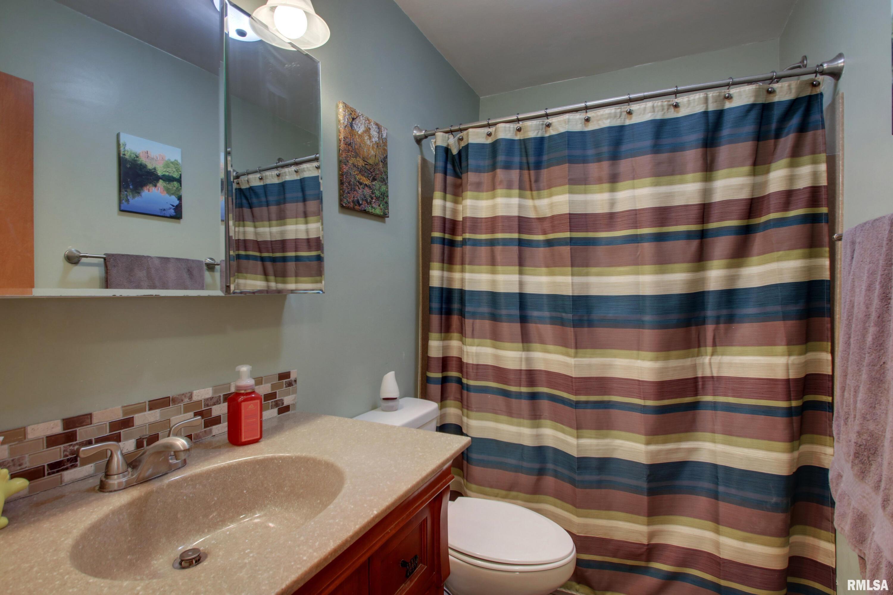 1530 Curtis Creek Drive, Quincy, Illinois image 17