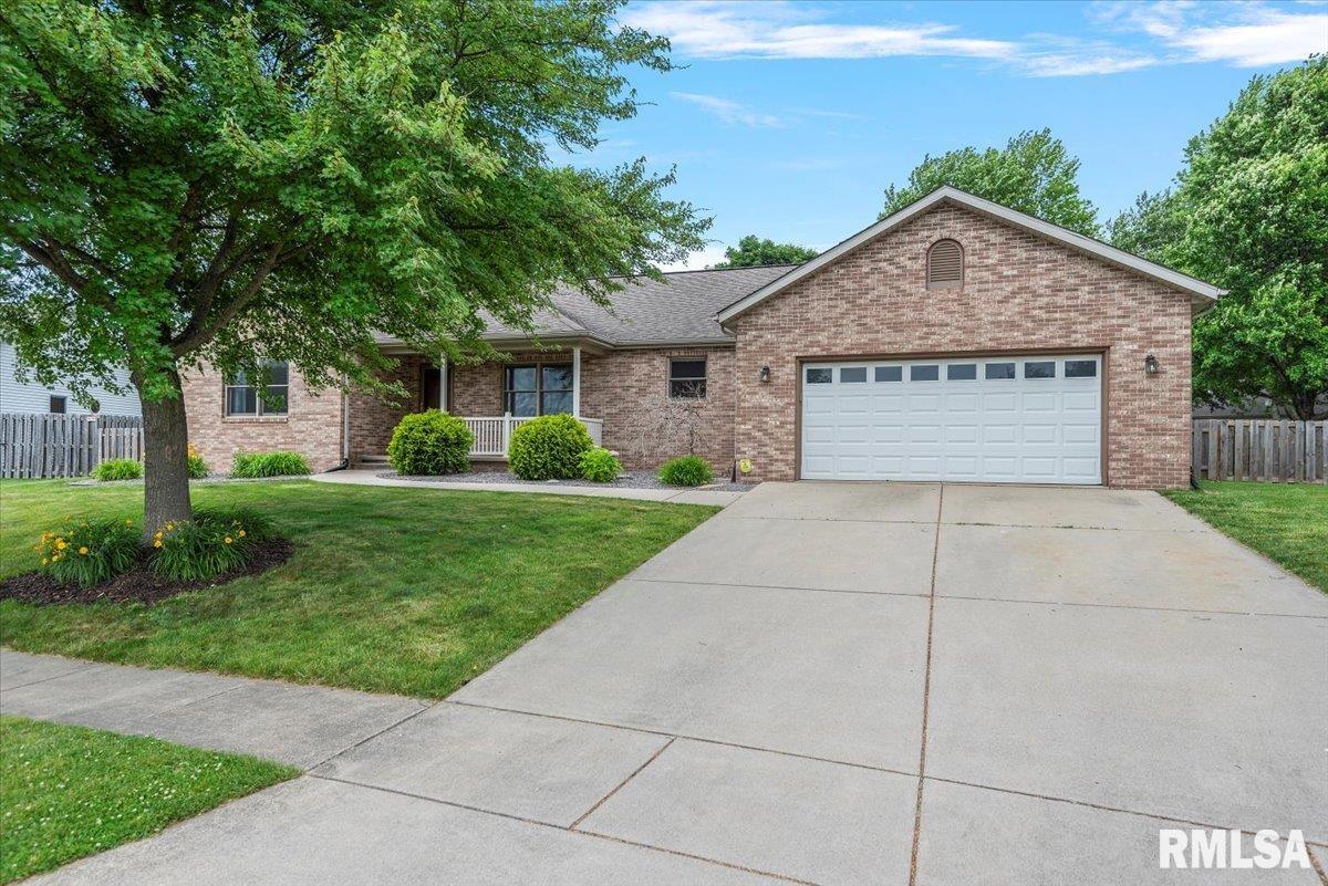 6723 Phlox Drive, Springfield, Illinois image 2