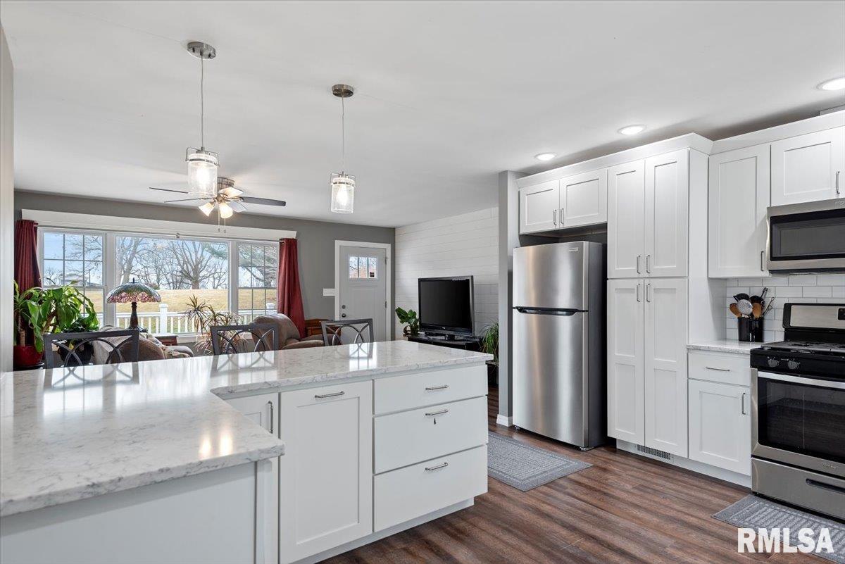 460 Bluegrass Street, Milton, Illinois image 11