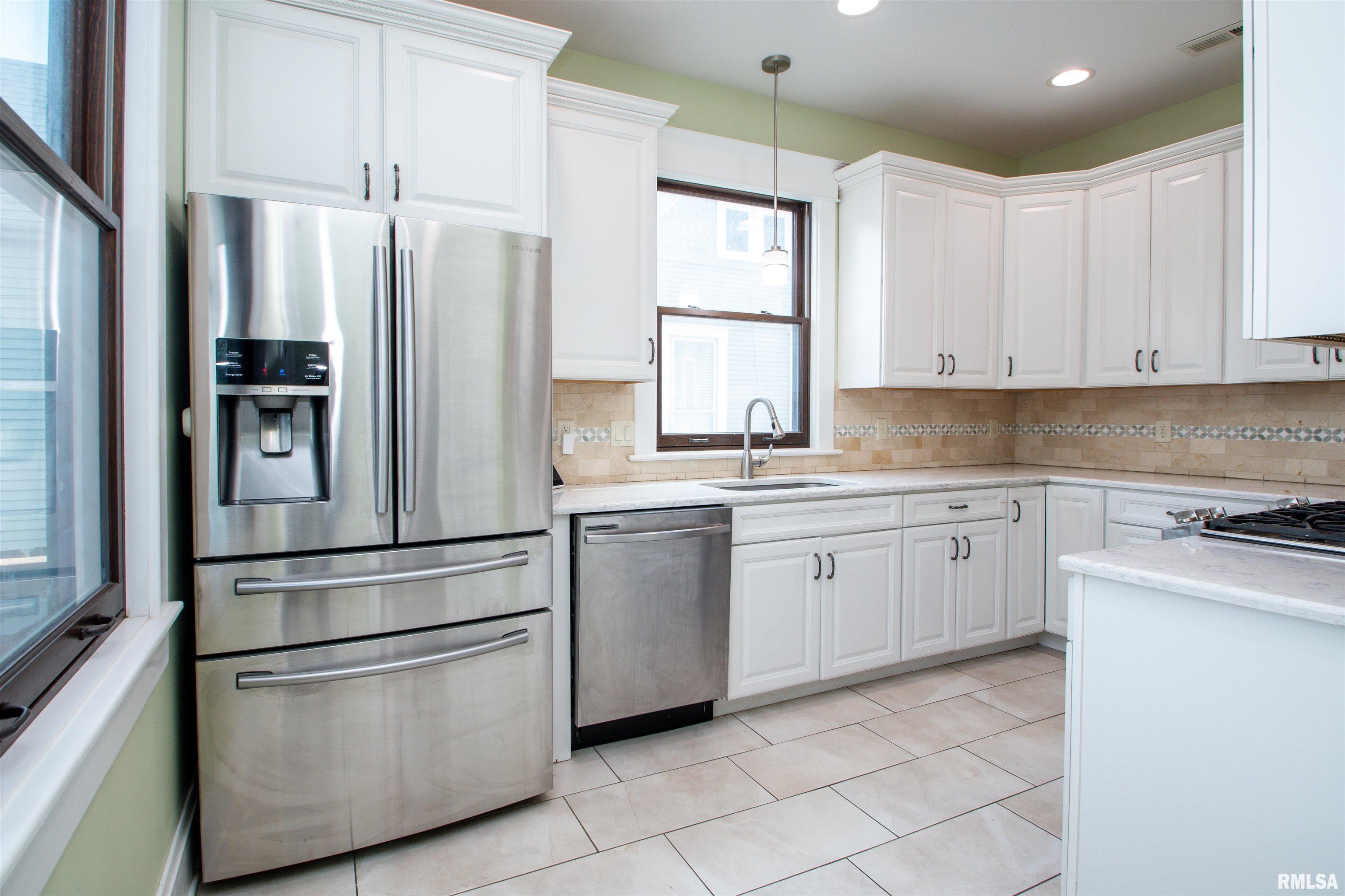 1635 W Moss Avenue, Peoria, Illinois image 35
