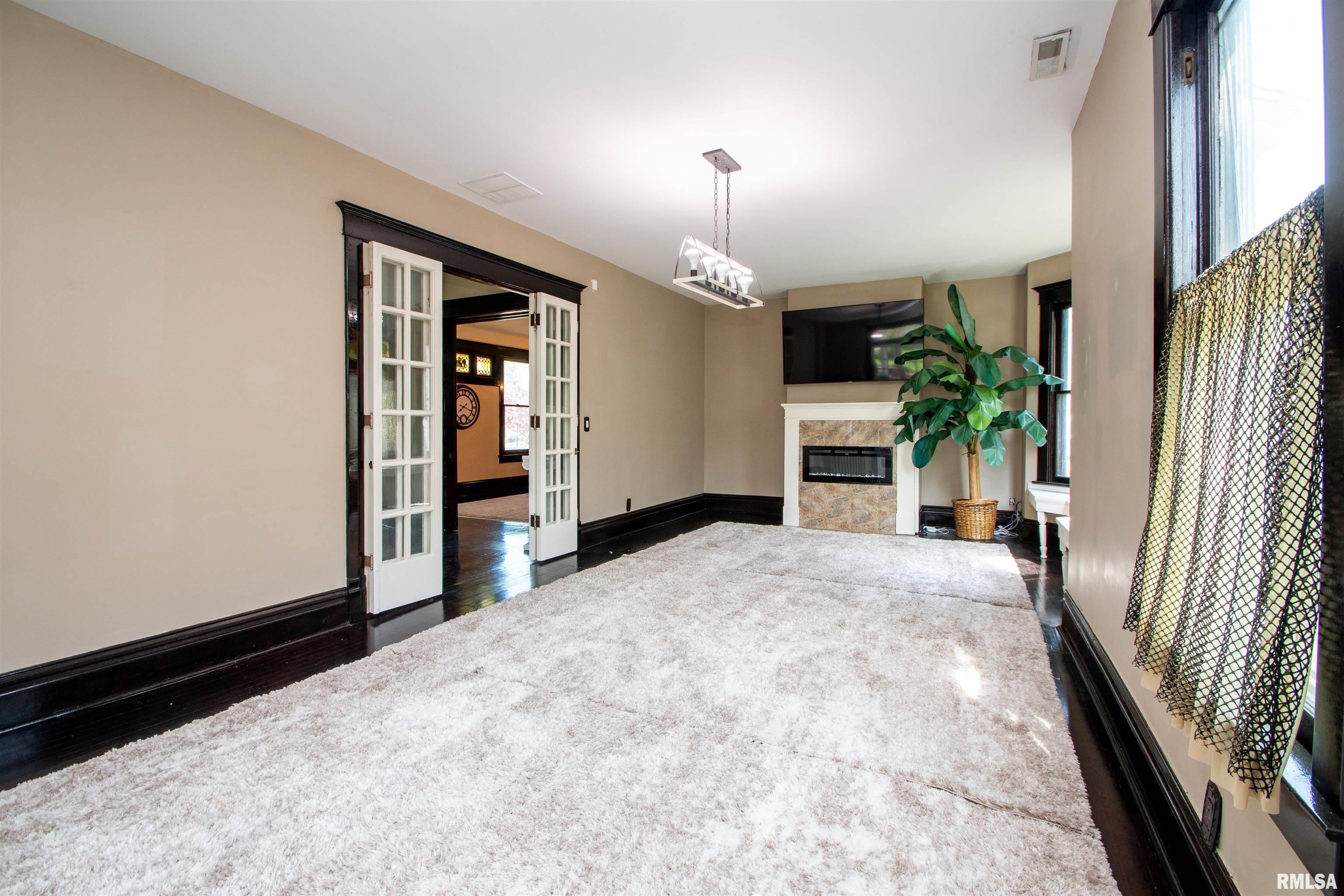 1635 W Moss Avenue, Peoria, Illinois image 19