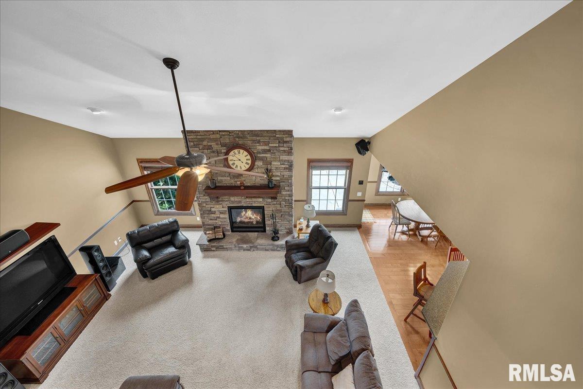 722 W Copperfield Drive, Dunlap, Illinois image 24