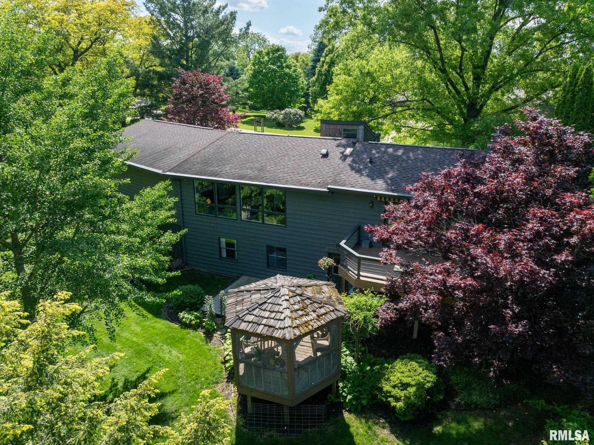 28013 230th Street, Le Claire, Iowa image 47