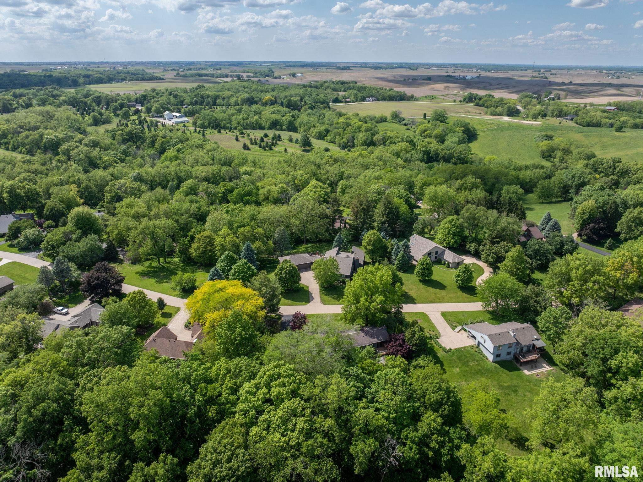28013 230th Street, Le Claire, Iowa image 44