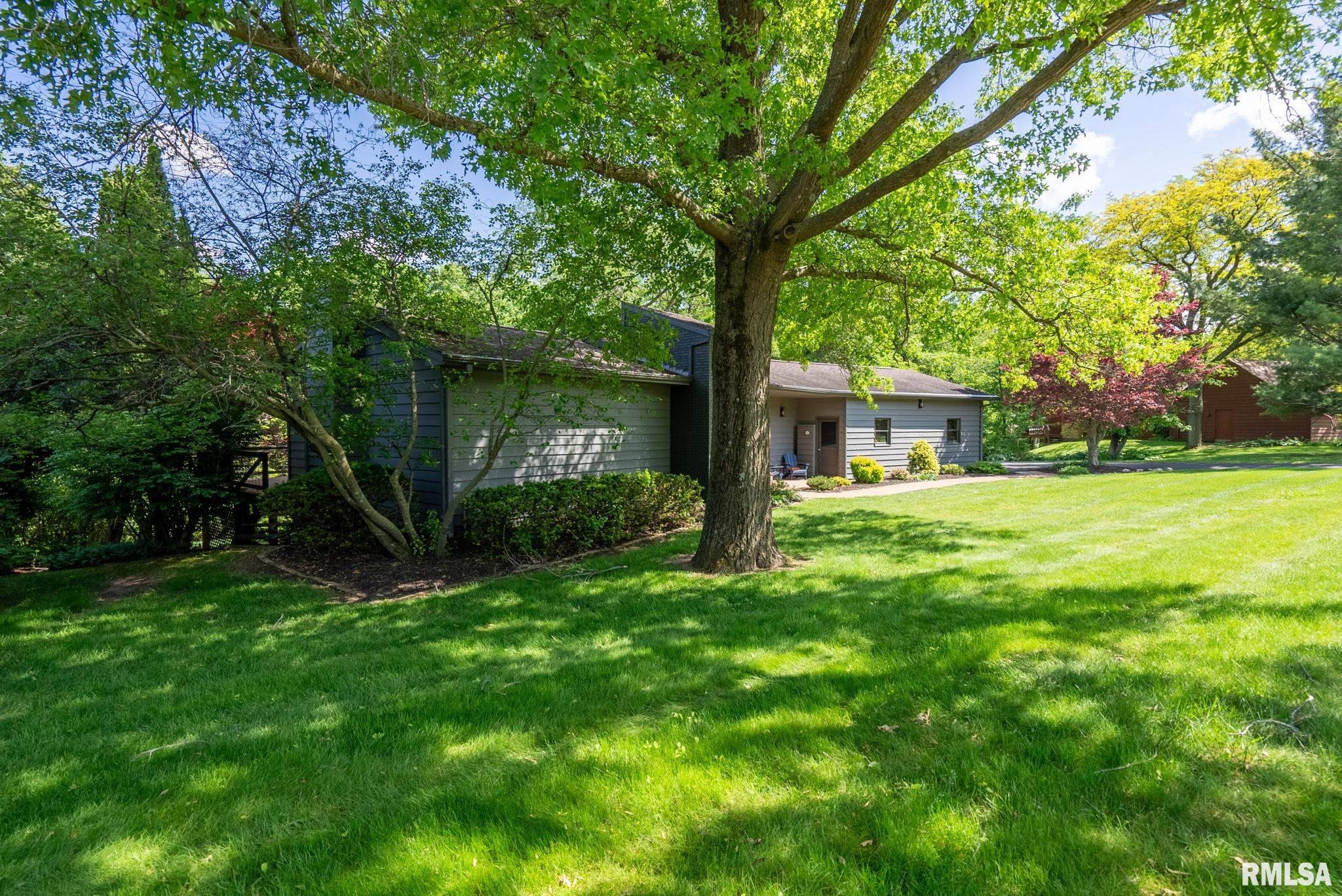 28013 230th Street, Le Claire, Iowa image 49
