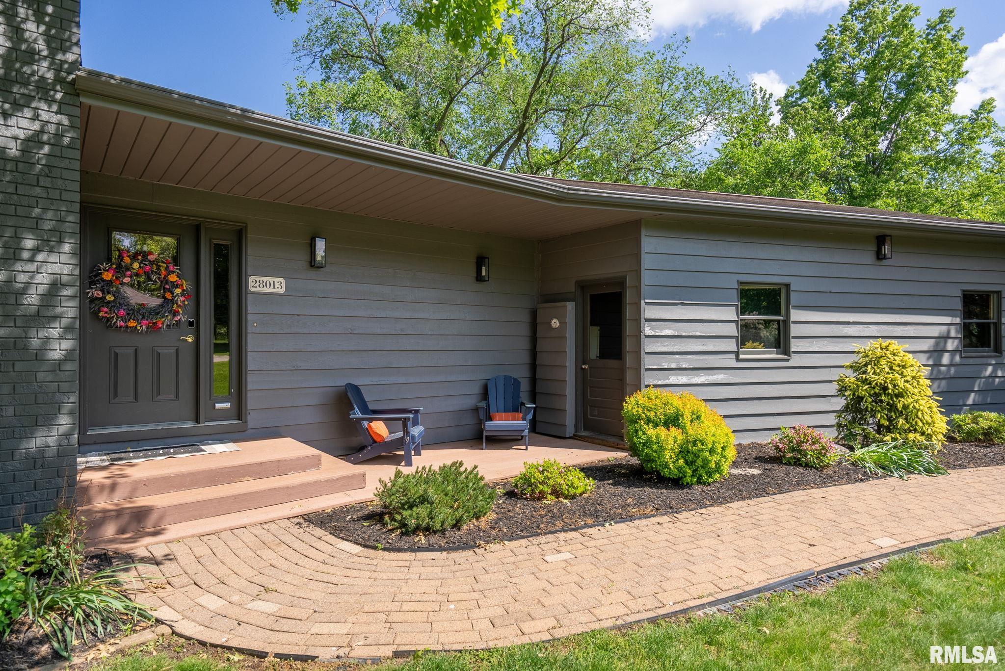 28013 230th Street, Le Claire, Iowa image 3
