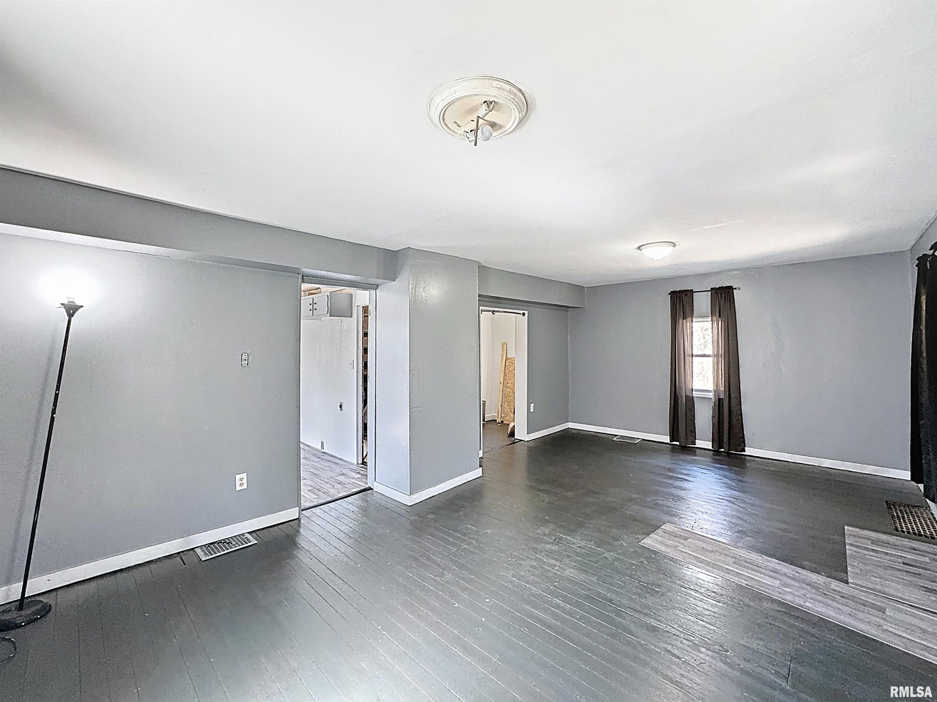 2750 12th Street, Rock Island, Illinois image 5