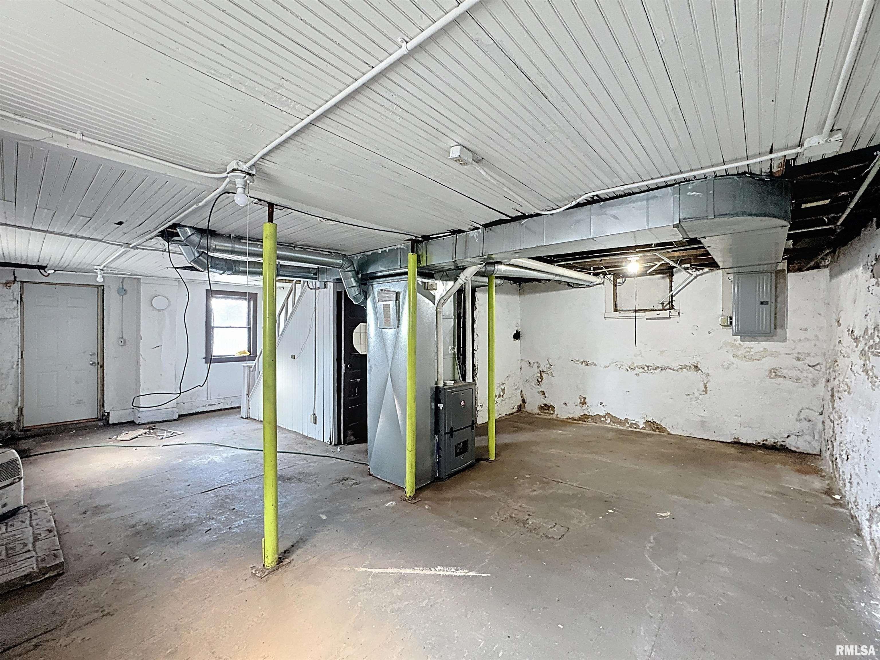 2750 12th Street, Rock Island, Illinois image 24