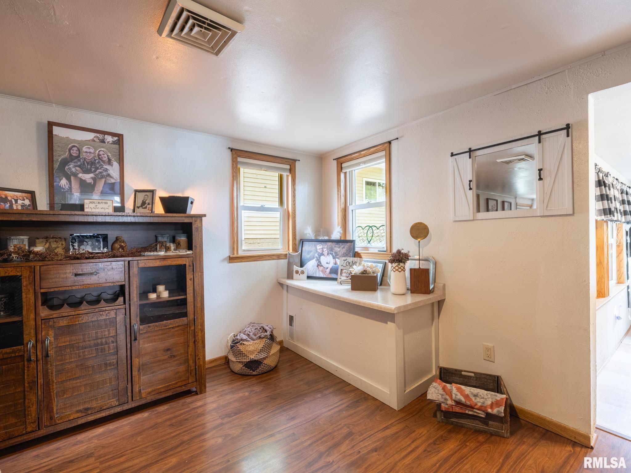6394 Macs Road, Manito, Illinois image 16