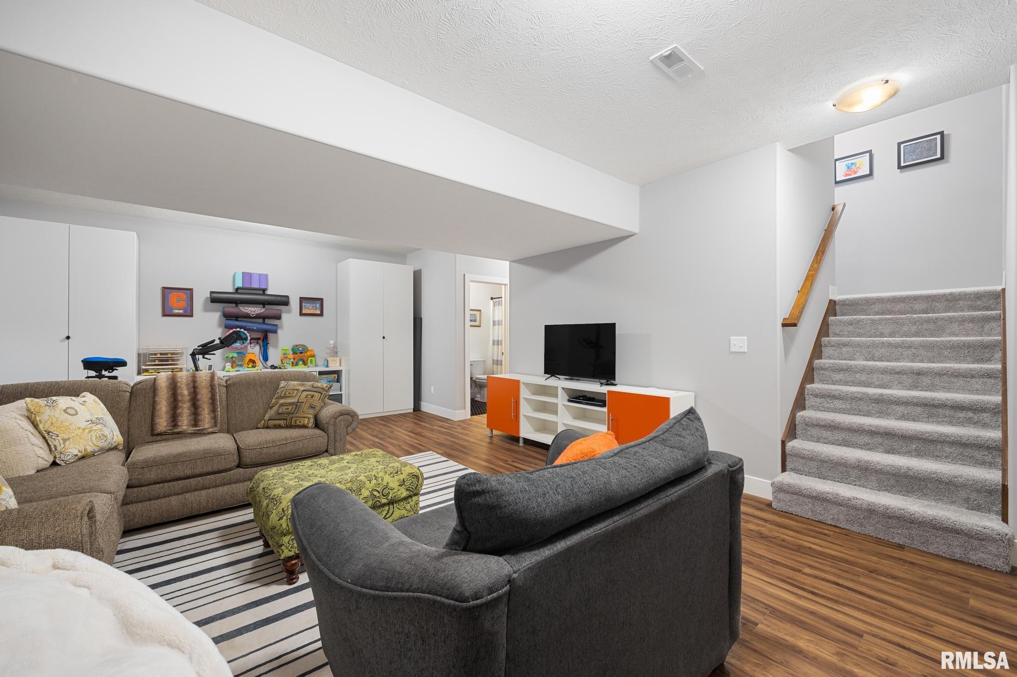 11414 N Joseph Street, Dunlap, Illinois image 34