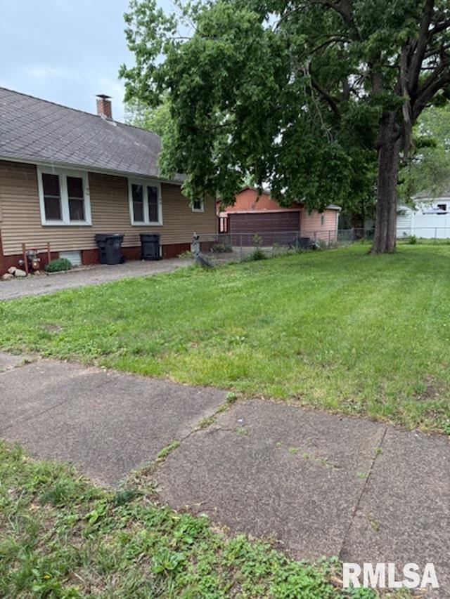 415 Henrietta Street, Pekin, Illinois image 3