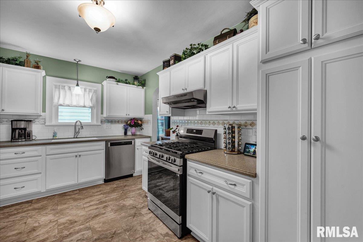 106 N Fairway Drive, West Peoria, Illinois image 7