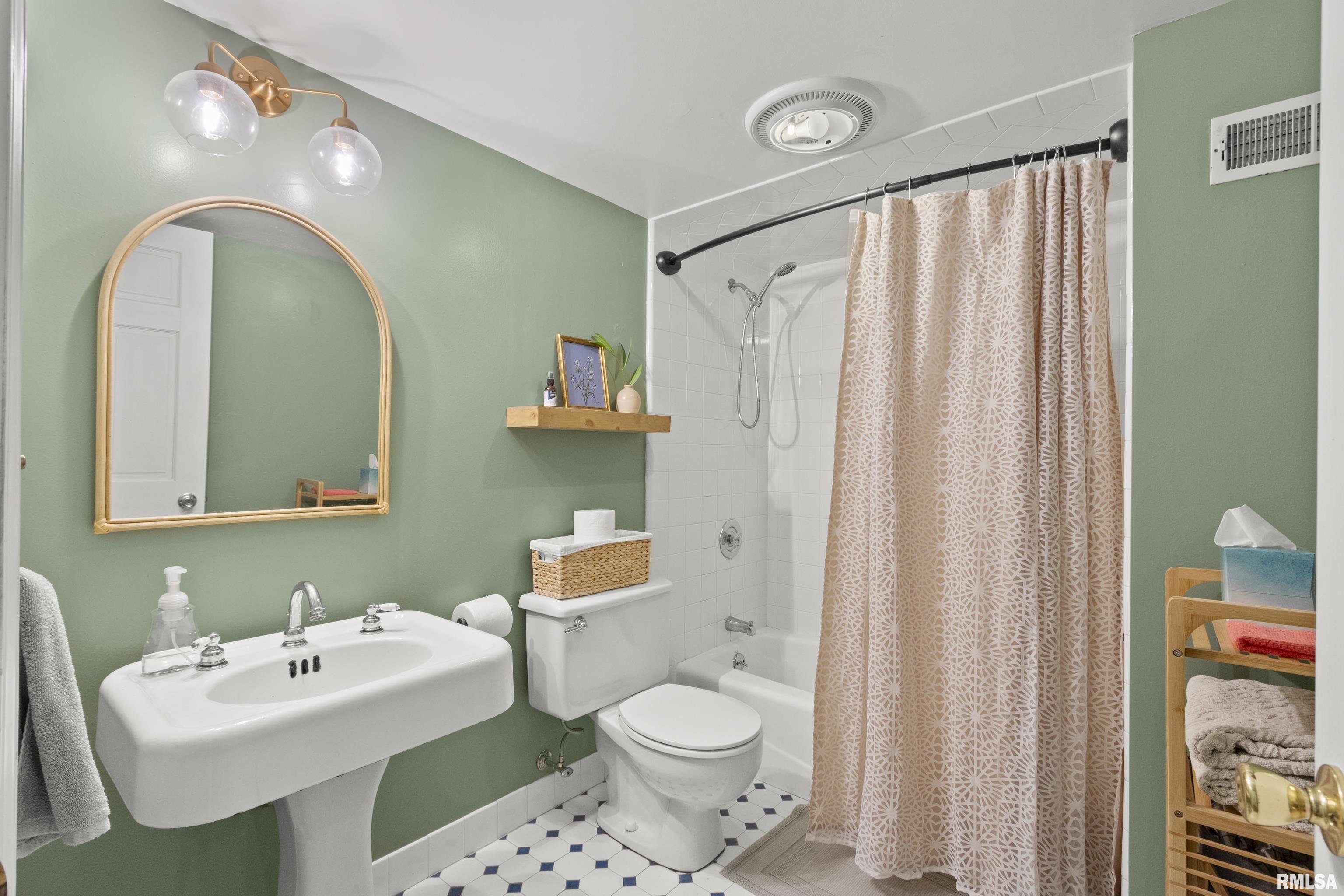 1512 W Parkside Drive, Peoria, Illinois image 26