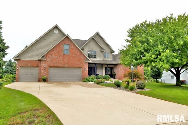 404 WINDSOR DR, GERMANTOWN HILLS, IL 61548 - Image 4d82c7fed60e35e058cd3b4d16ff33a7/1638321067