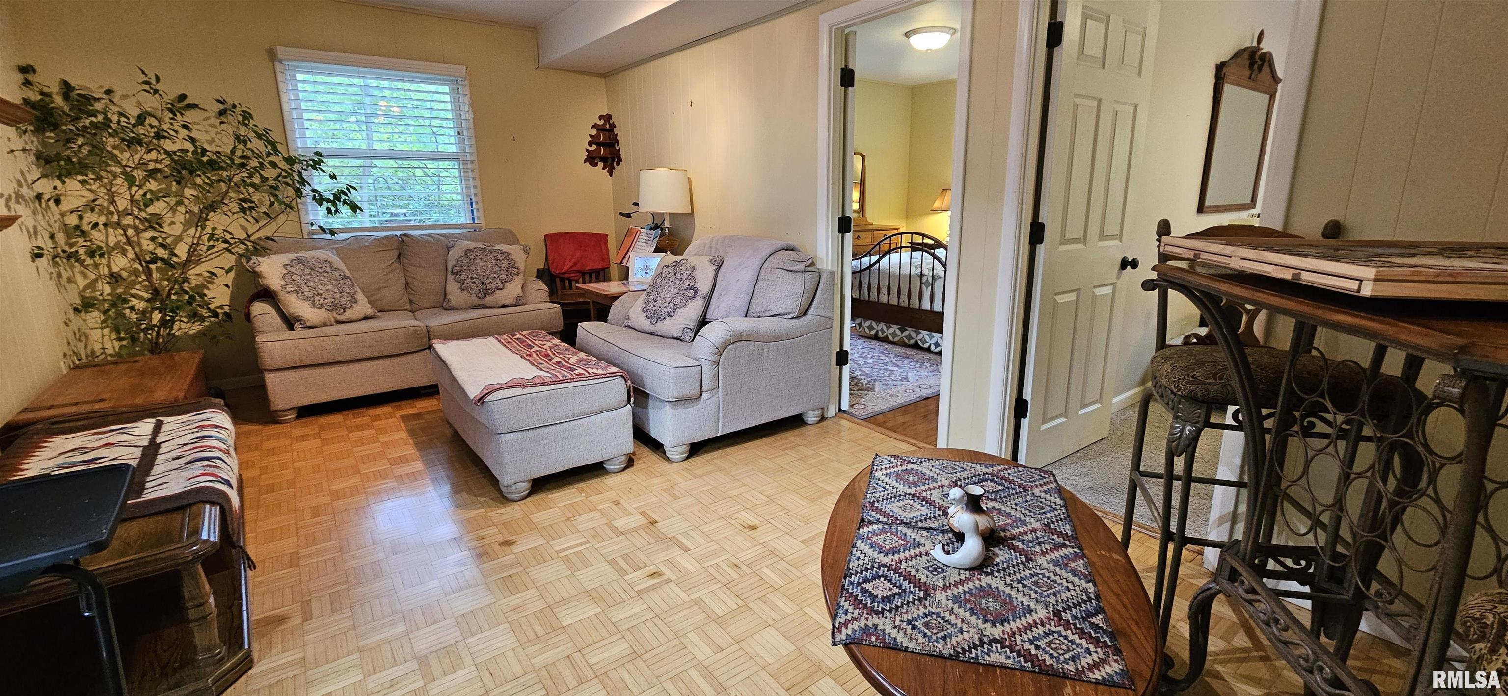 1608 W Briarwood Drive, Carbondale, Illinois image 20